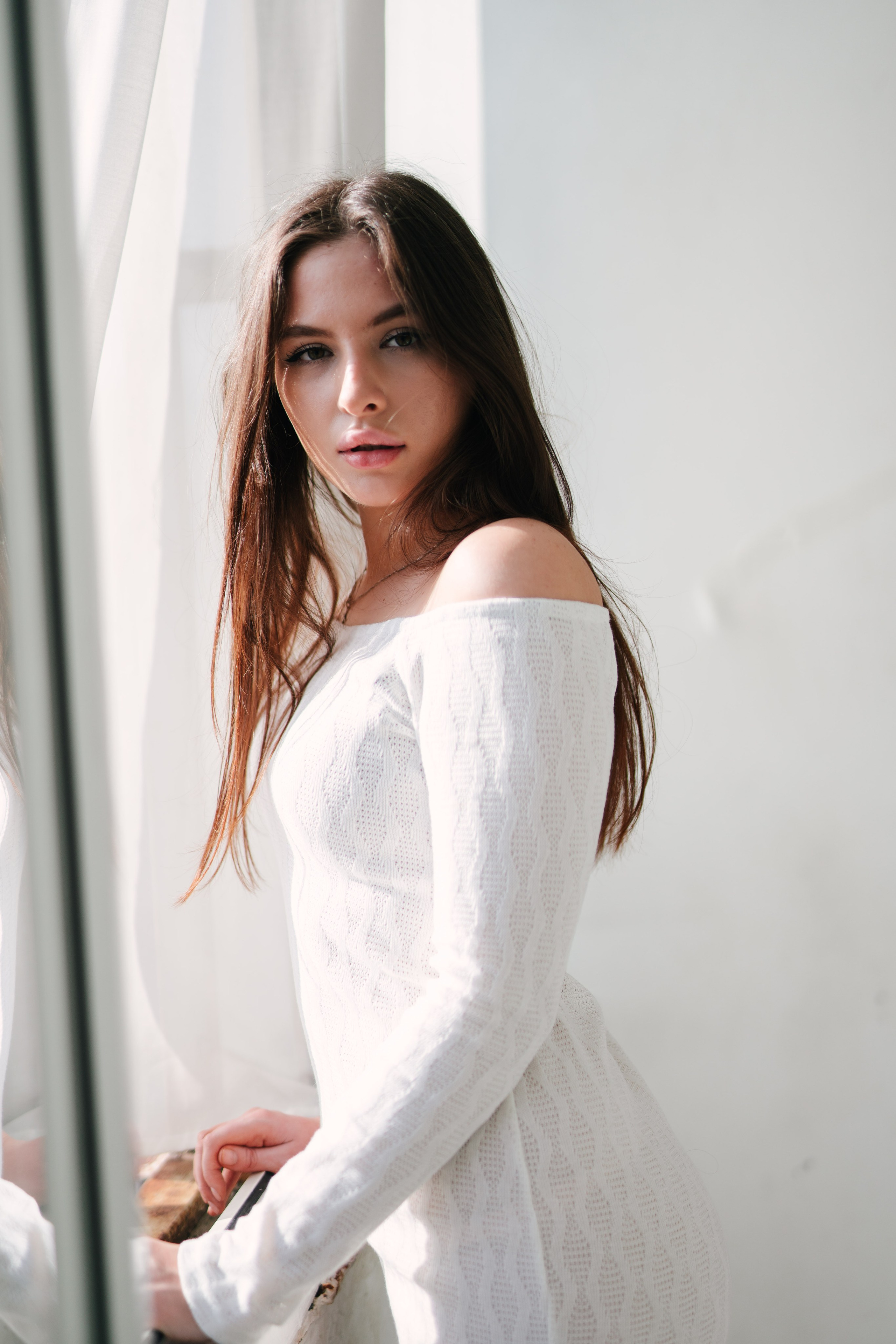 Женские портерты в студии. Портреты студия Москва. Модельные тесты. Lovestory студия в Москве. Женсий фотограф