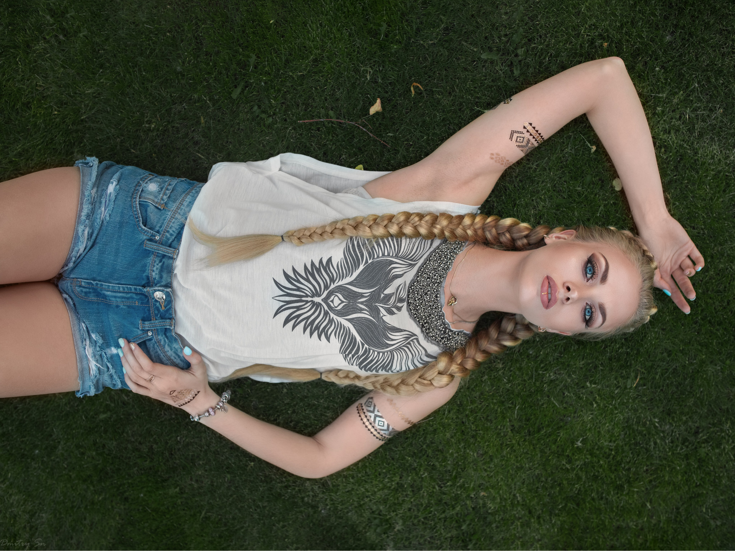 Городская фотосессия в Воронеже с Кариной в формате для «себя»