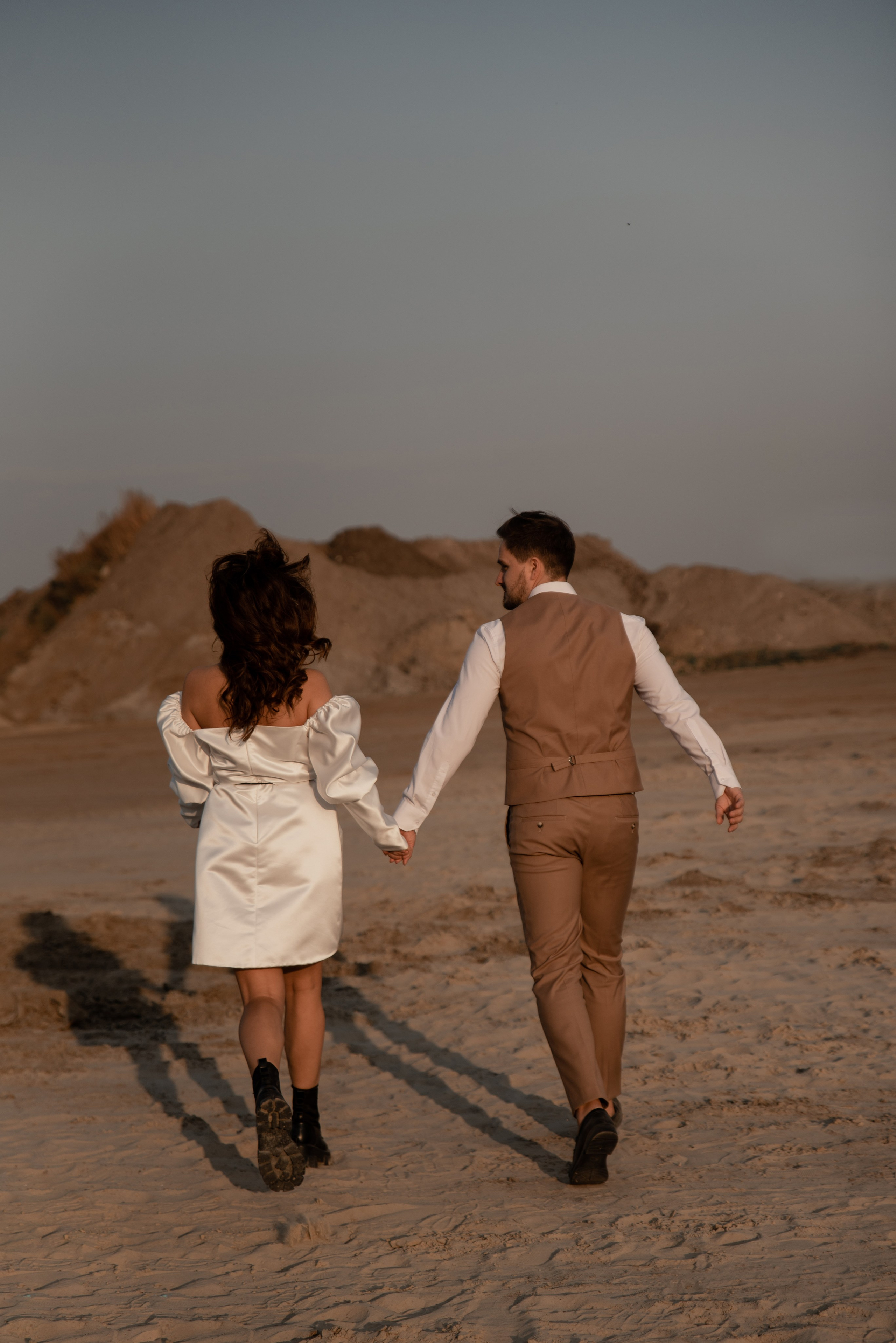 Алена и Женя, съемка с ретро машиной (съемка в рамках моего Воркшопа). Свадебный фотограф Тюмень Анастасия Битная