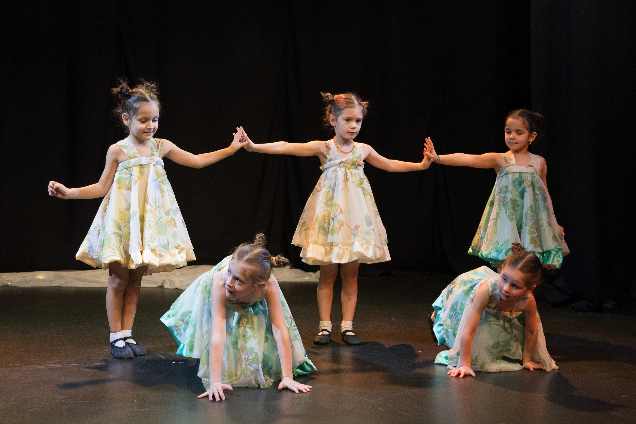 Отчетный танцевальный концерт детей 2-7 лет. Детский и контент фотограф Надя Волкова Санкт-Петербург