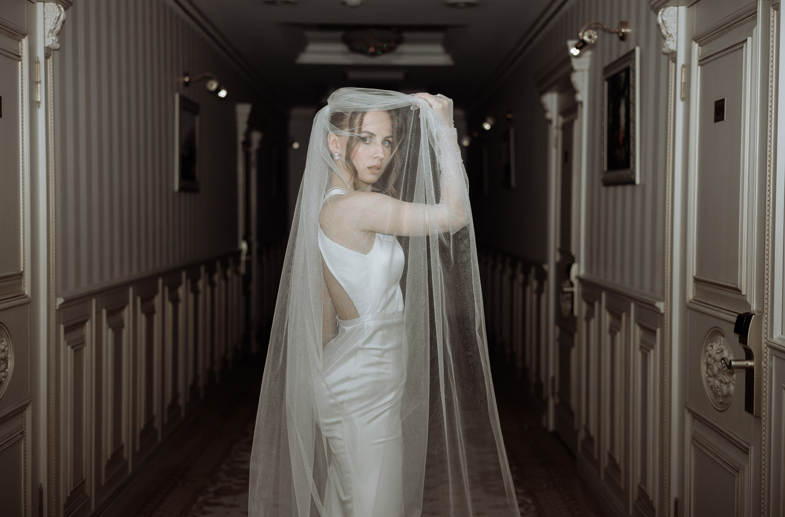 Свадебная в отеле «Волга». Фотограф Саратов Анастасия