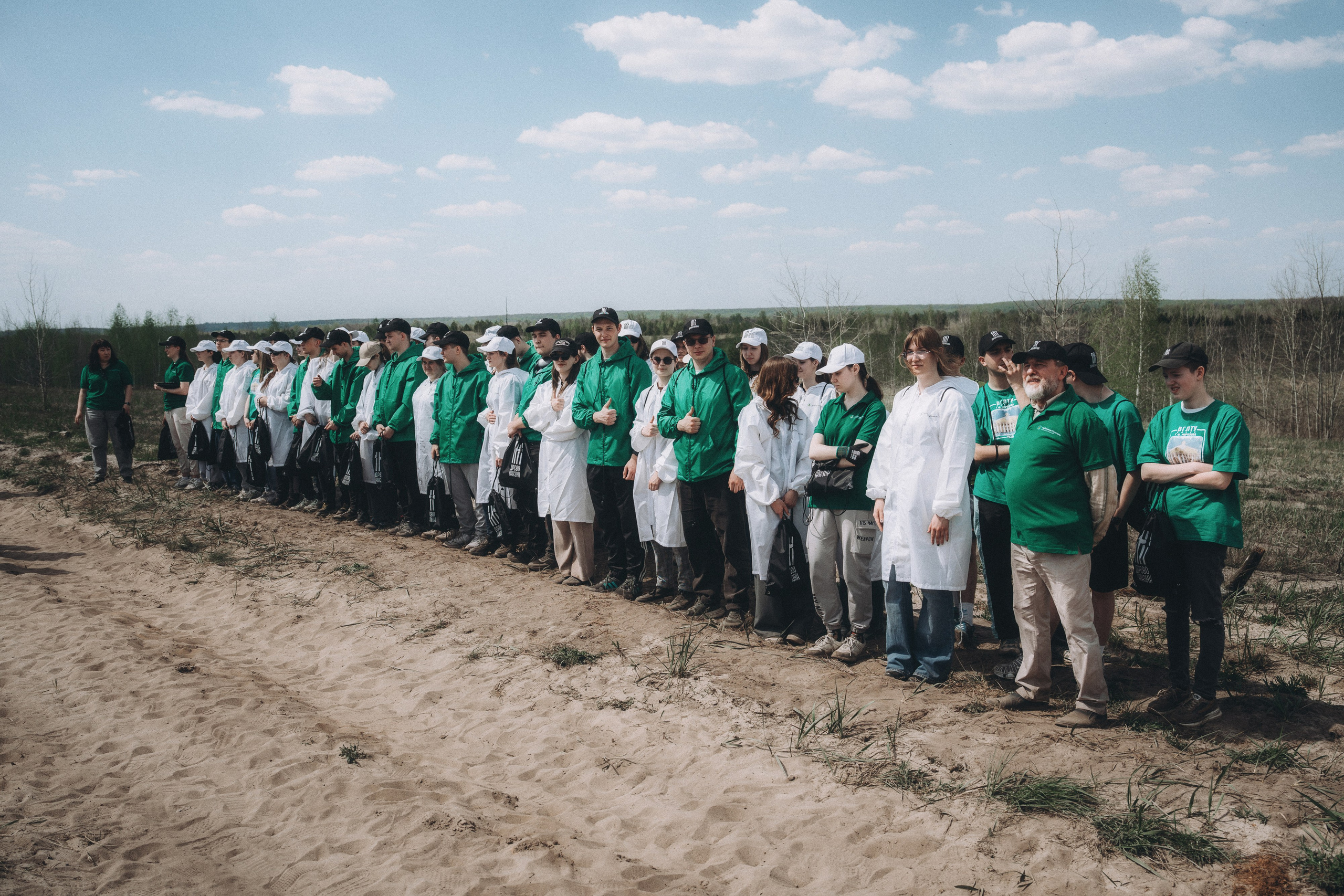 Репортажная фотосъемка о посадке саженцев. Свадебный и репортажный фотограф в Воронеже Роман Янко