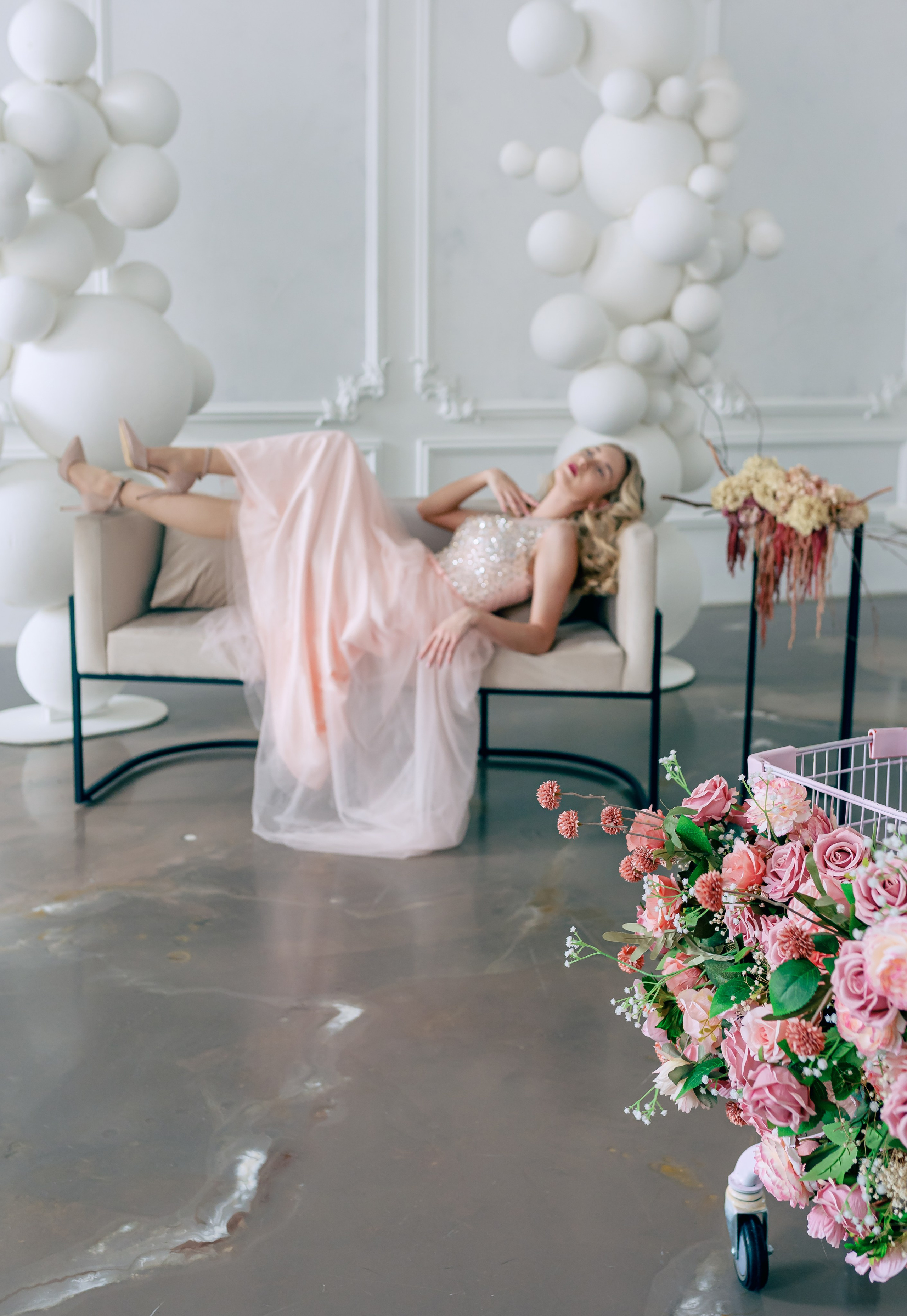 Фотосессия для магазина платьев. Фотограф Ким Наталья в Красноярске