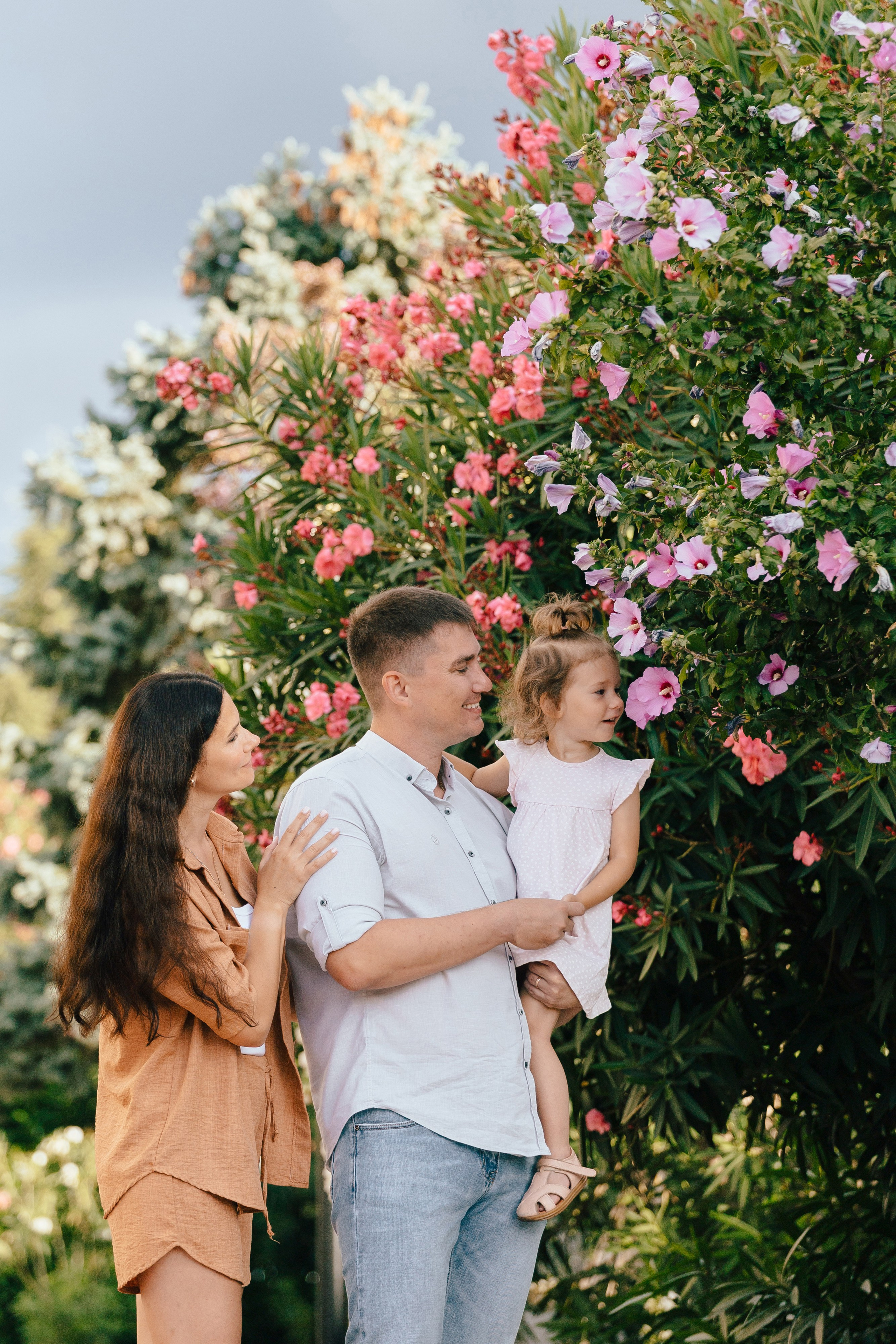 Фотограф в Пицунде — теплая фотосессия у моря, пальм. Свадебный фотограф в Абхазии, Сухум, Гагра, Сочи