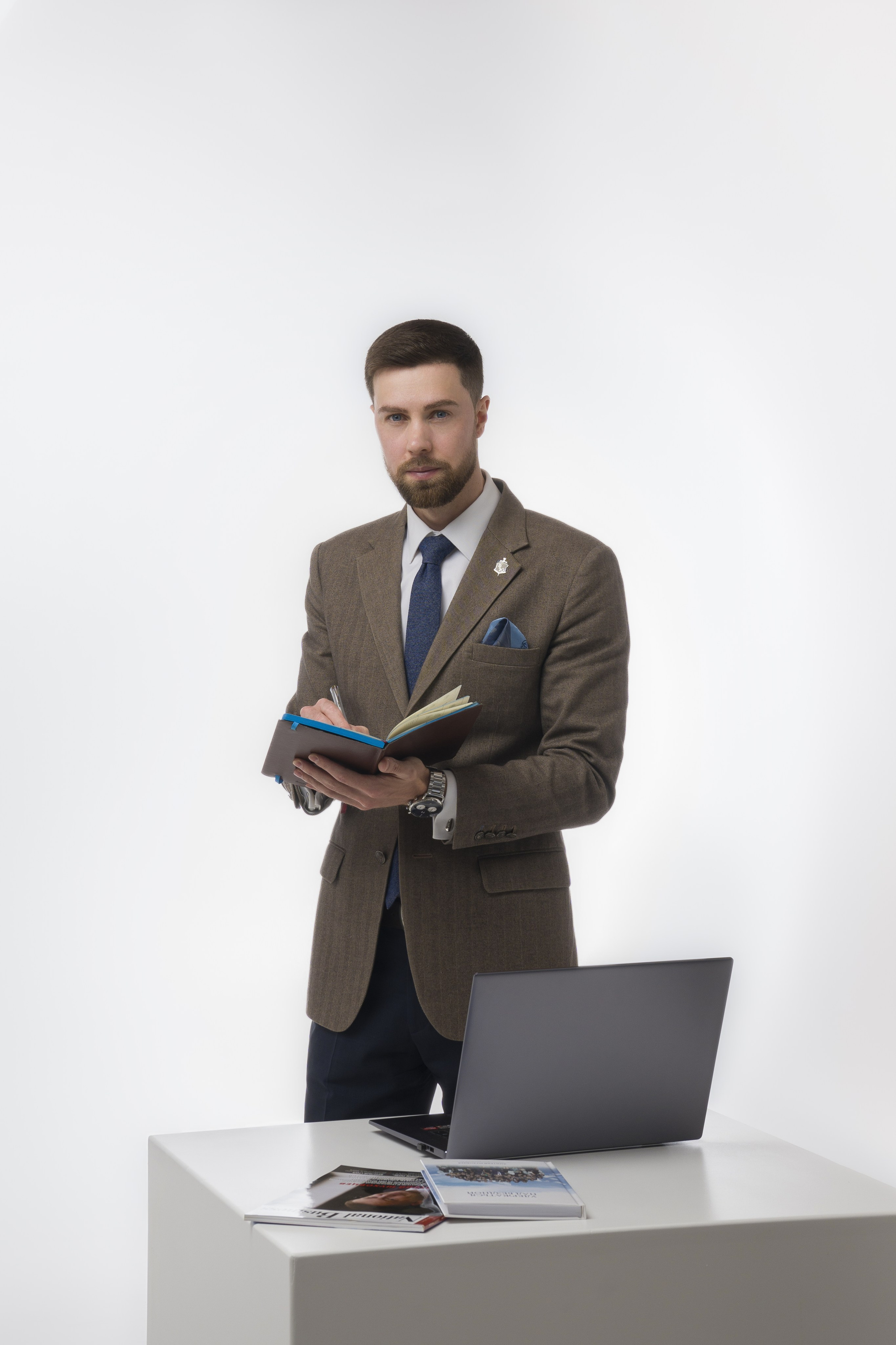 Василий для «Бизнес-Юрист». Фотограф в Екатеринбурге Яна Круташова