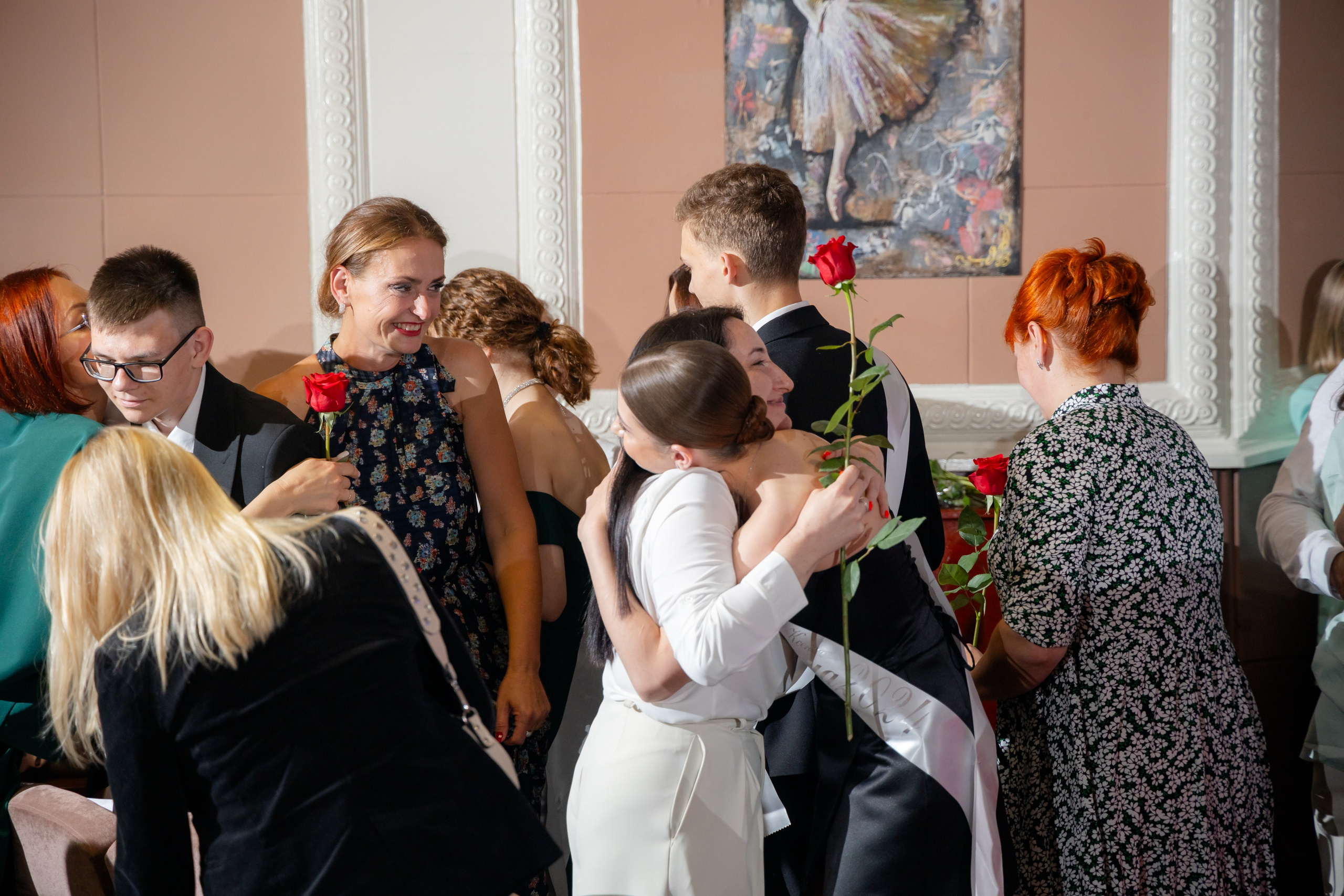 Школьный выпускной 2024 год в Соколе (Минск). Свадебный фотограф в Минске/Беларуси Сергей Спиридонов