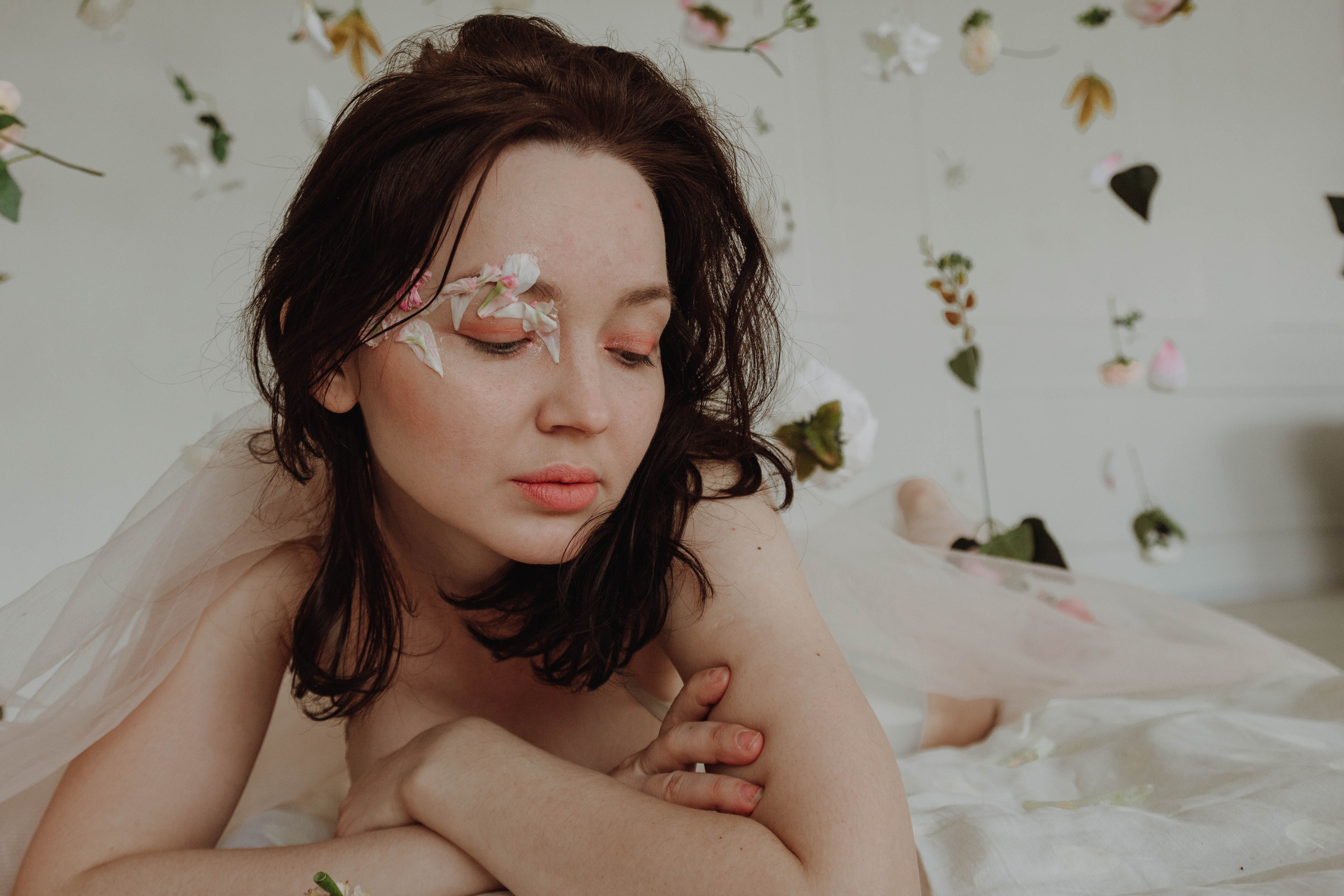 Алина в цветах. Детский| Семейный фотограф в Санкт-Петербурге Коршунова Анна