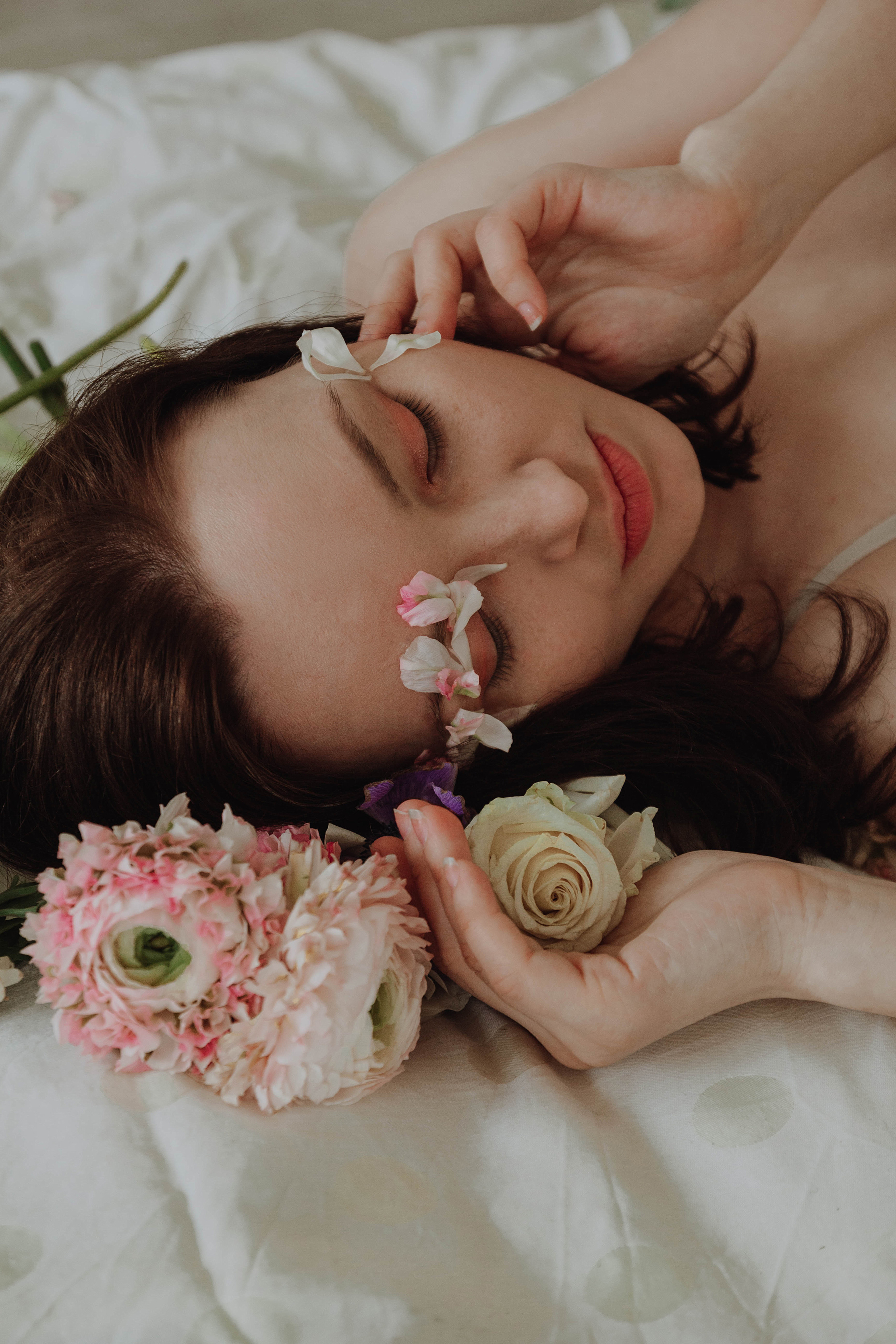 Алина в цветах. Детский| Семейный фотограф в Санкт-Петербурге Коршунова Анна