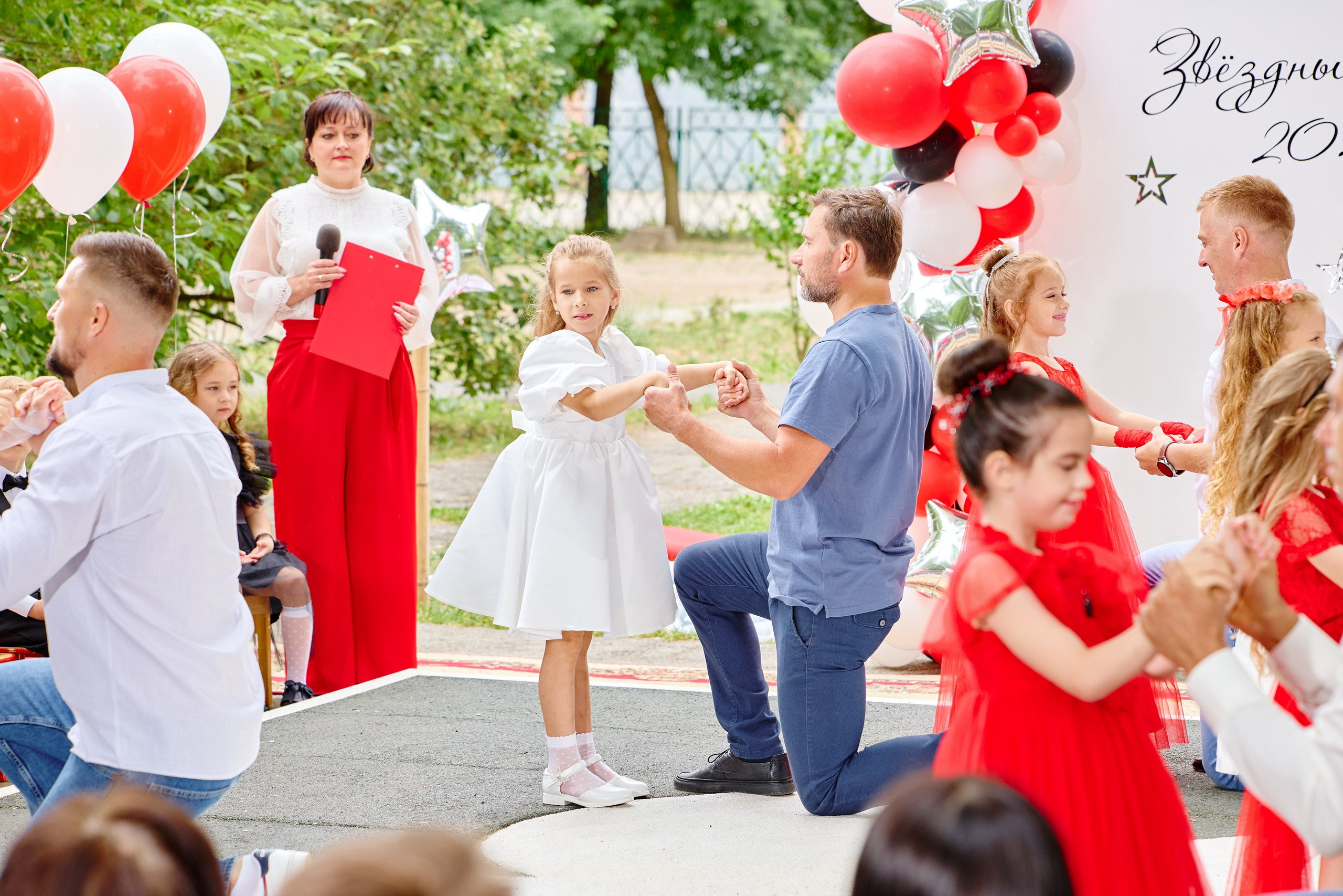Выпускной 45 сад. Фотограф Выпускные альбомы Таганрог Сергей Коробченко