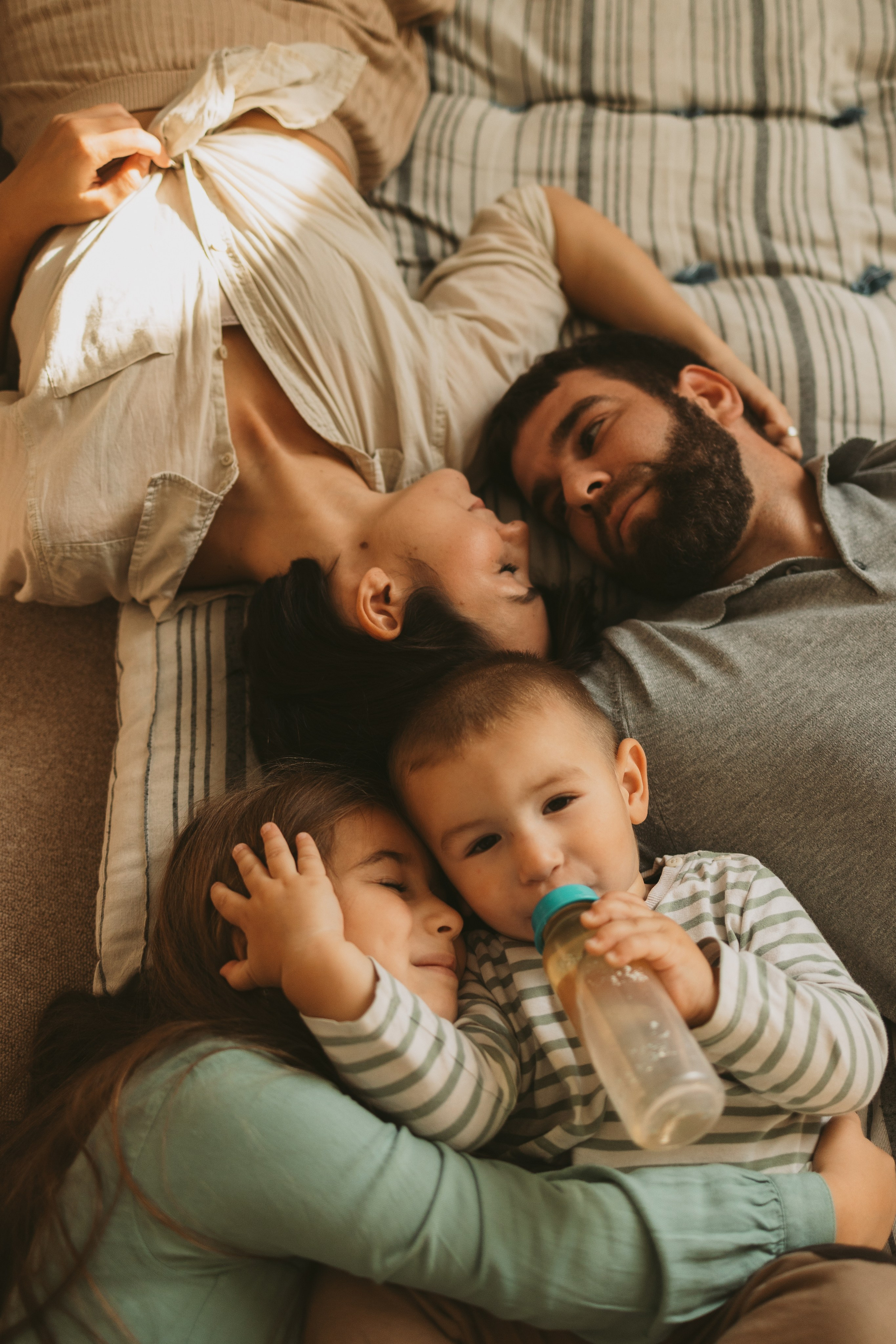 Семейная история в студии. Фотограф в Нижнем Новгороде Креава Ира