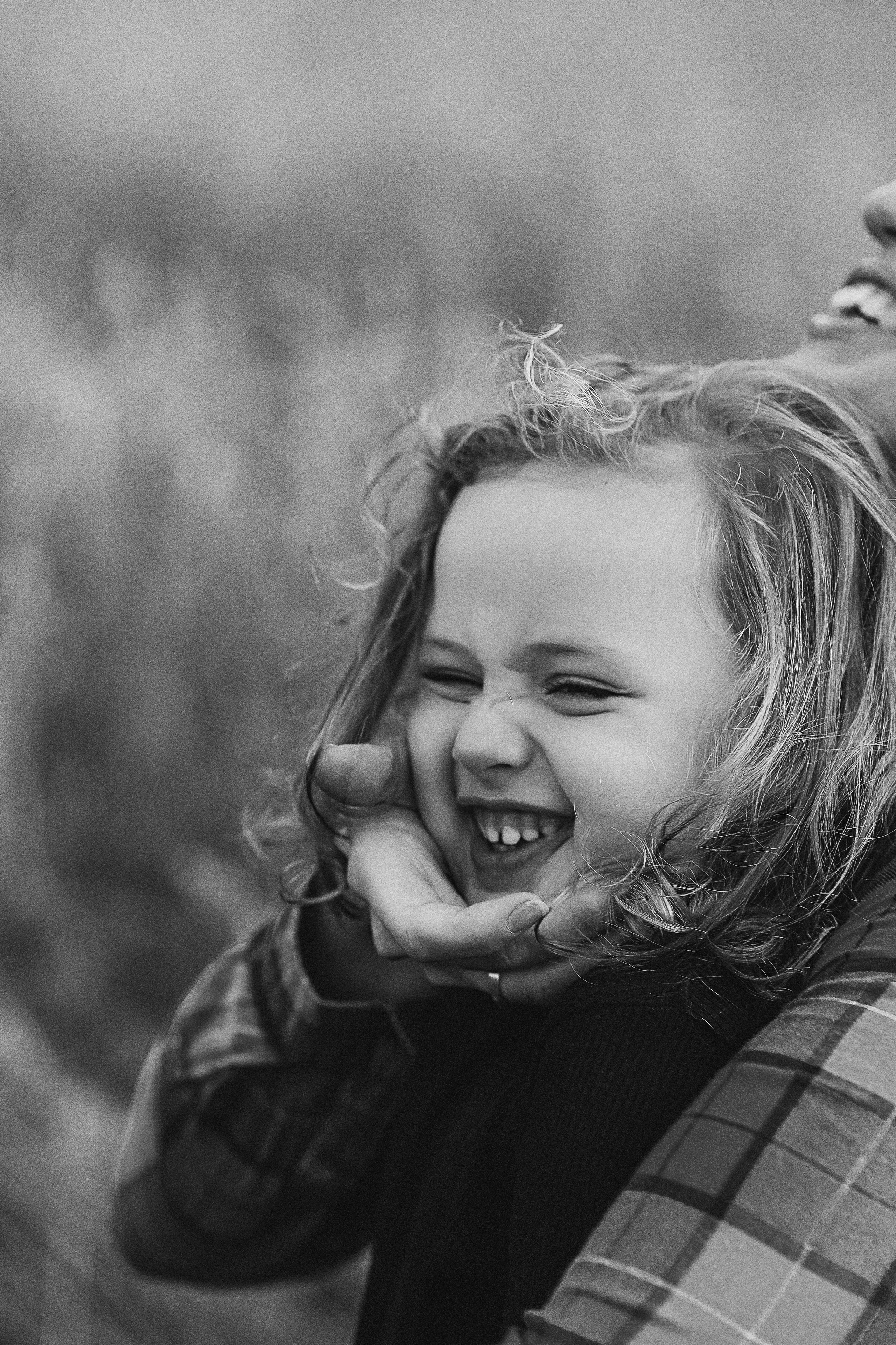 Поле. Семейный фотограф Тюмень, фотограф на роды Салмина Мария