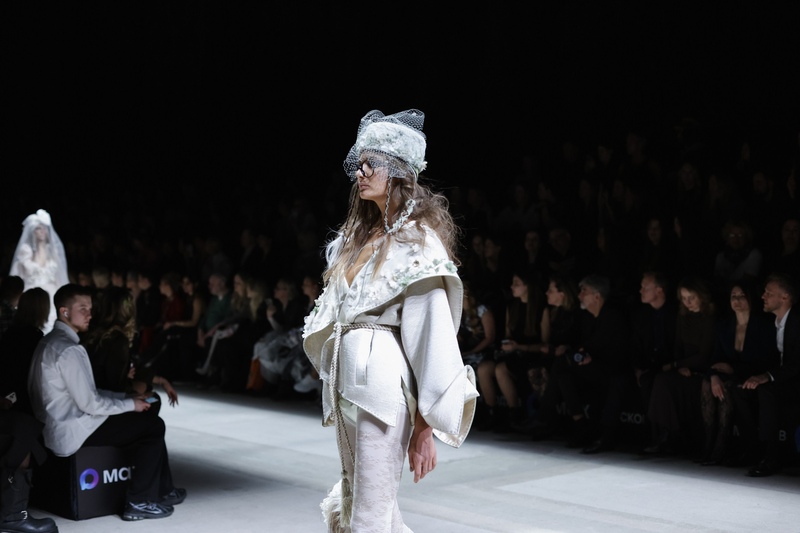 Показ IGOR GULYAEV — Moscow Fashion Week 19/03. Jane Kudryavtseva | MODEL PHOTO, PORTRAIT & EVENTS