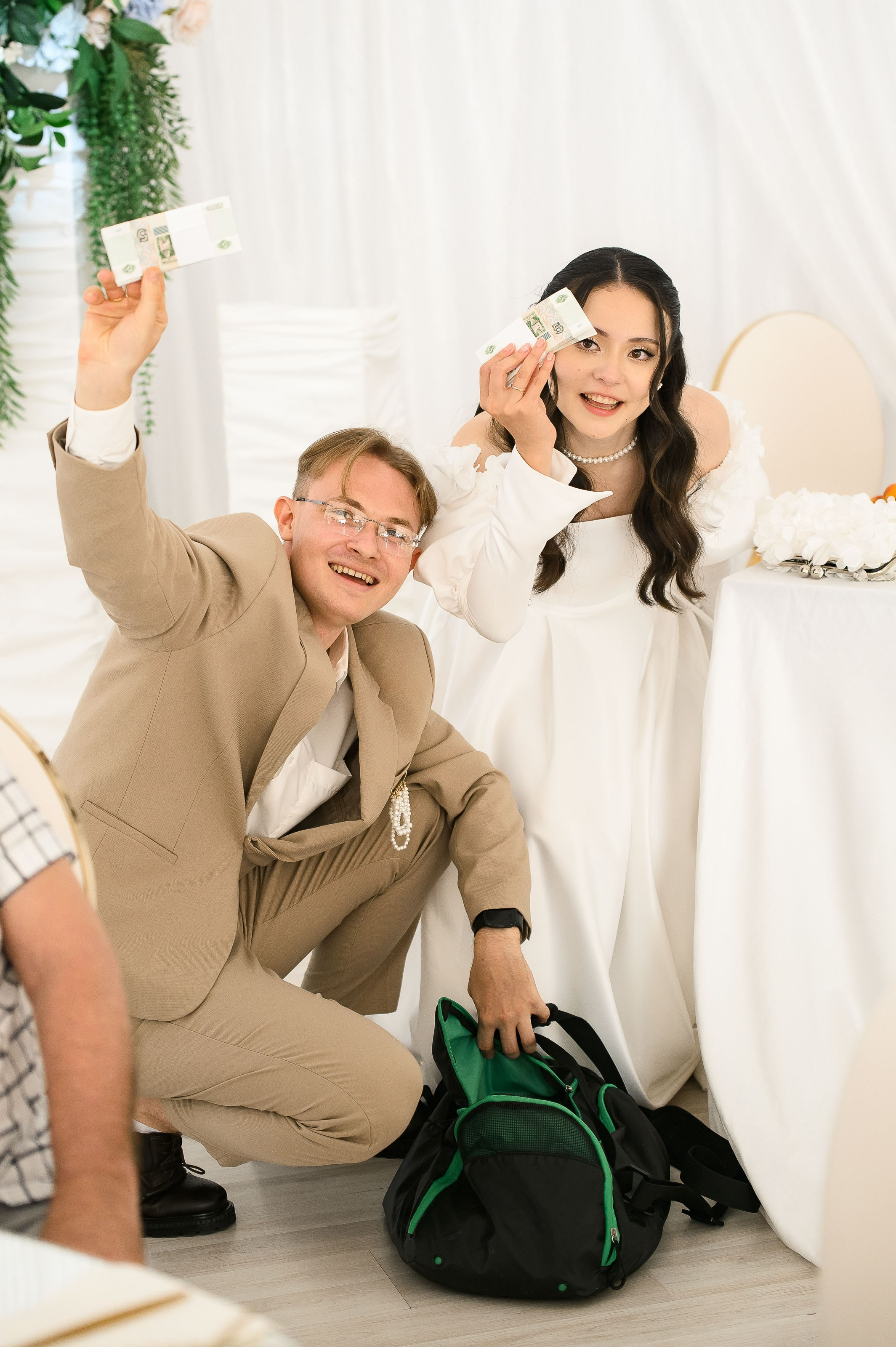 Одним солнечным днем на берегу реки. Евгений Нисковских — свадебный и репортажный фотограф в Тюмени