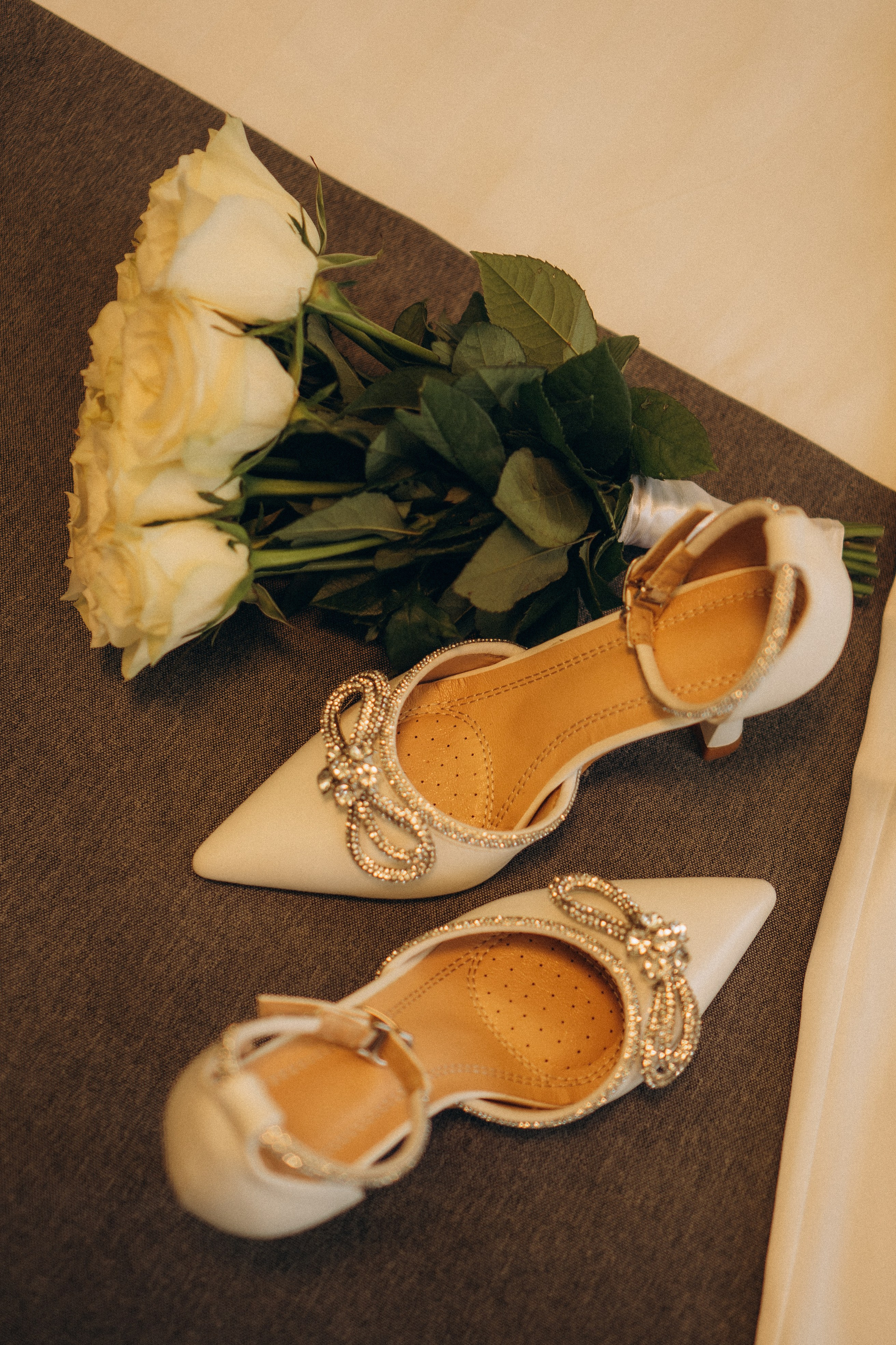 СВАДЕБНАЯ СЬЕМКА СБОРОВ ЖЕНИХА И НЕВЕСТЫ В ОТЕЛЕ И ТАКЖЕ ФОТОСЕССИИЯ В ОТЕЛЕЕ МЕГАПОЛИС БРЯНСК. Профессиональный фотограф, Санкт-Петербург — Виктория Богомолова