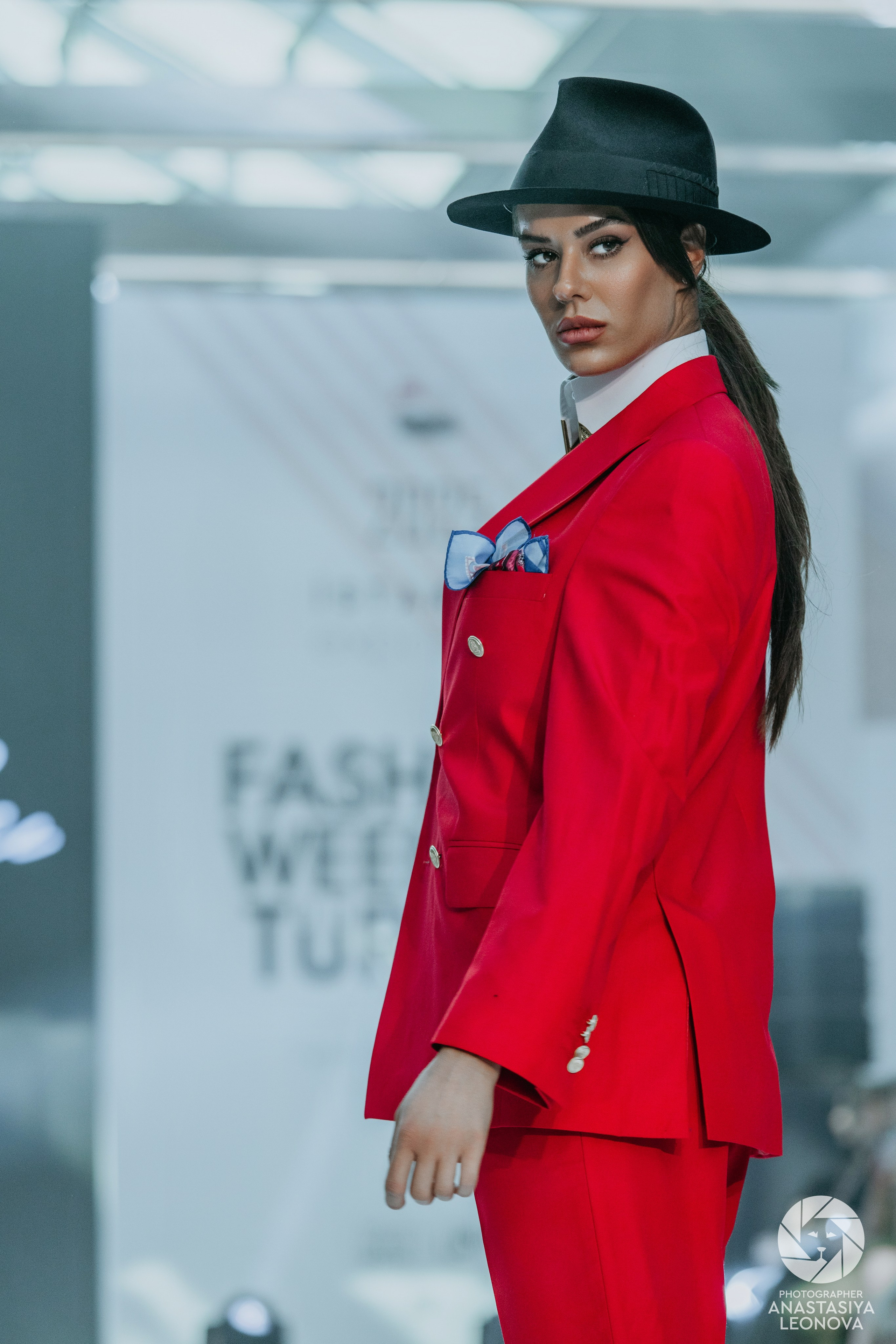 Fashion Week Türkiye [spring, 2025]. Anastasia Leonowa