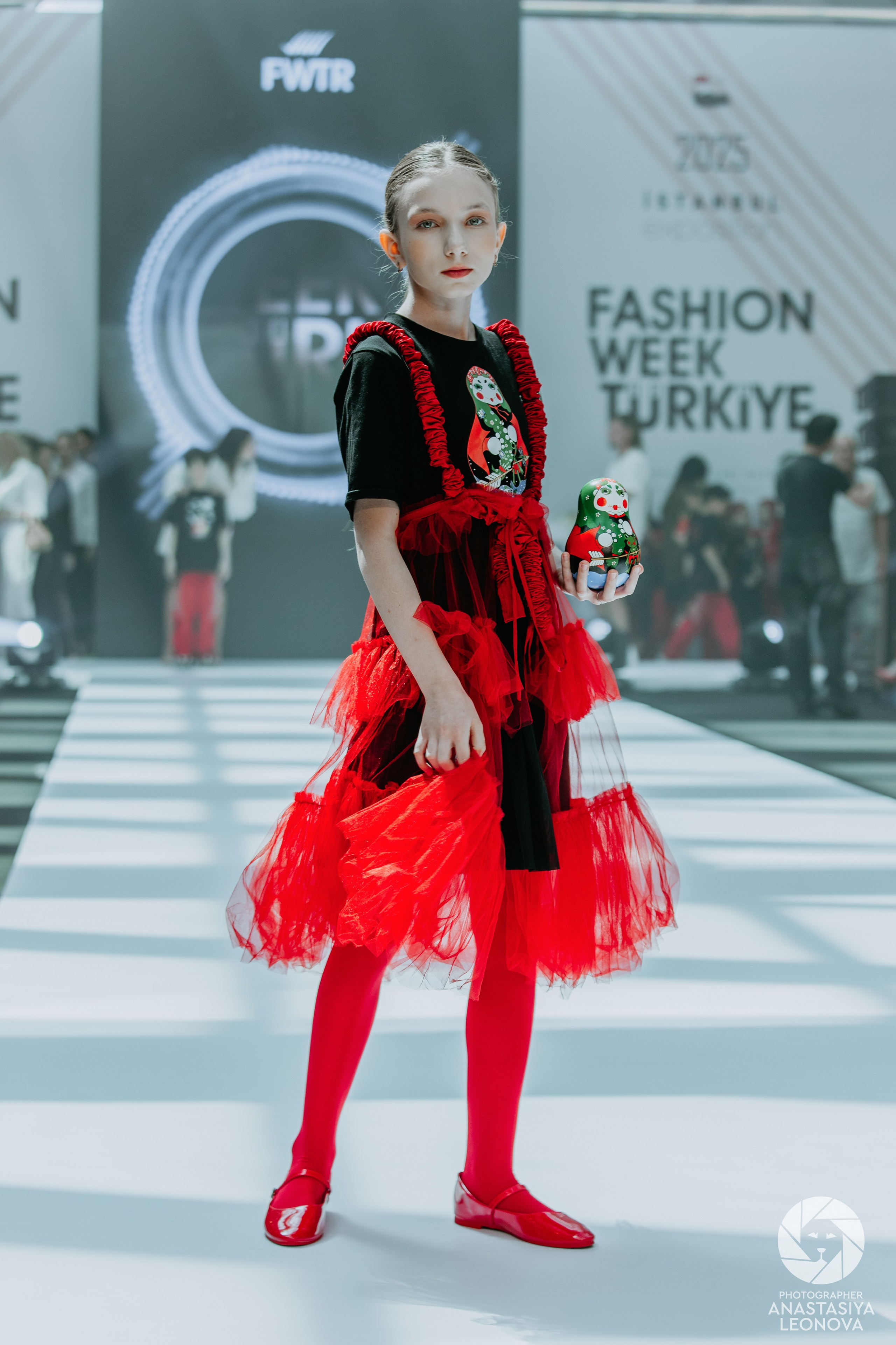 Fashion Week Türkiye [spring, 2025]. Anastasia Leonowa
