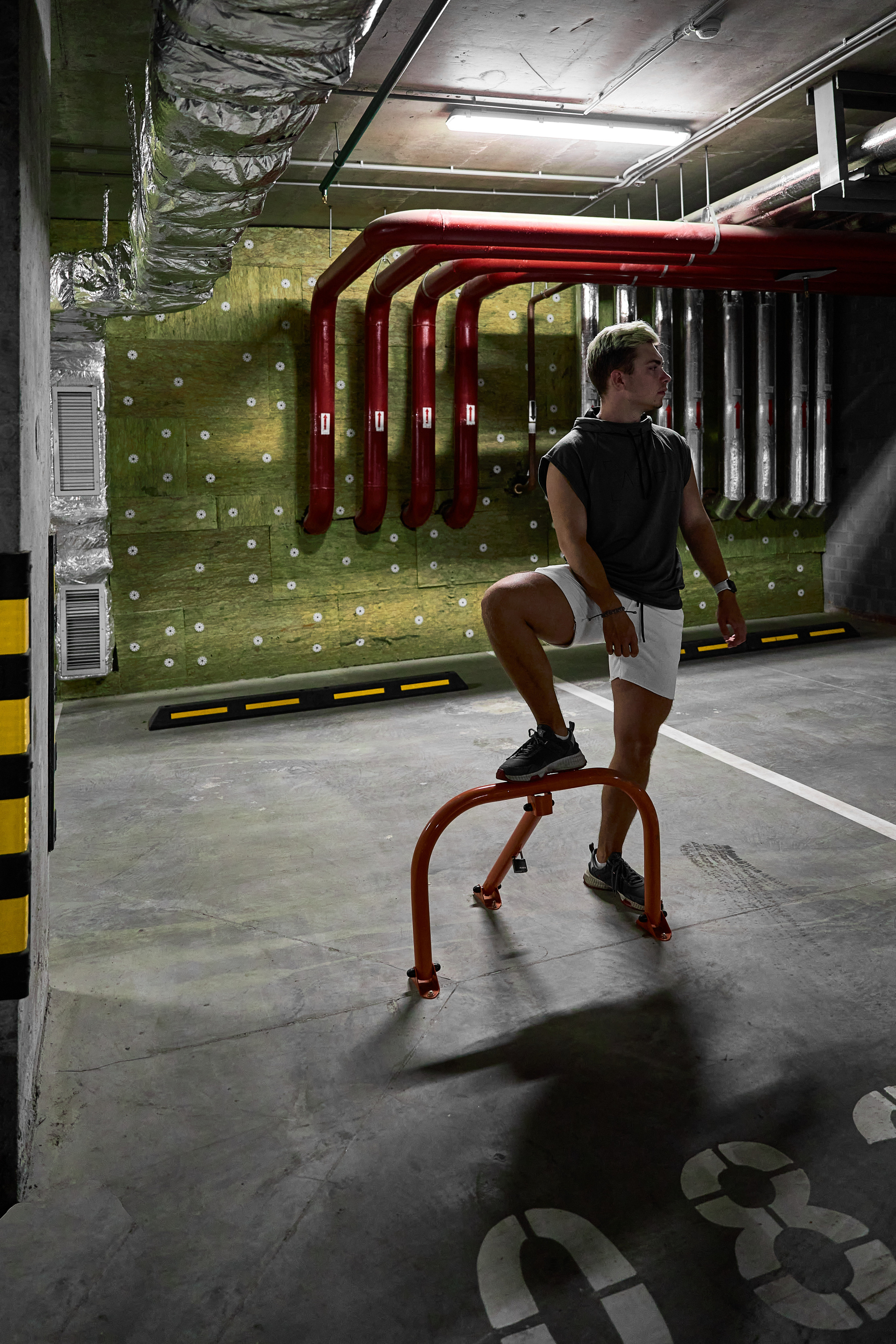 VLAD x PARKING. ANDY KIN Мужской и ню-фотограф в Москве