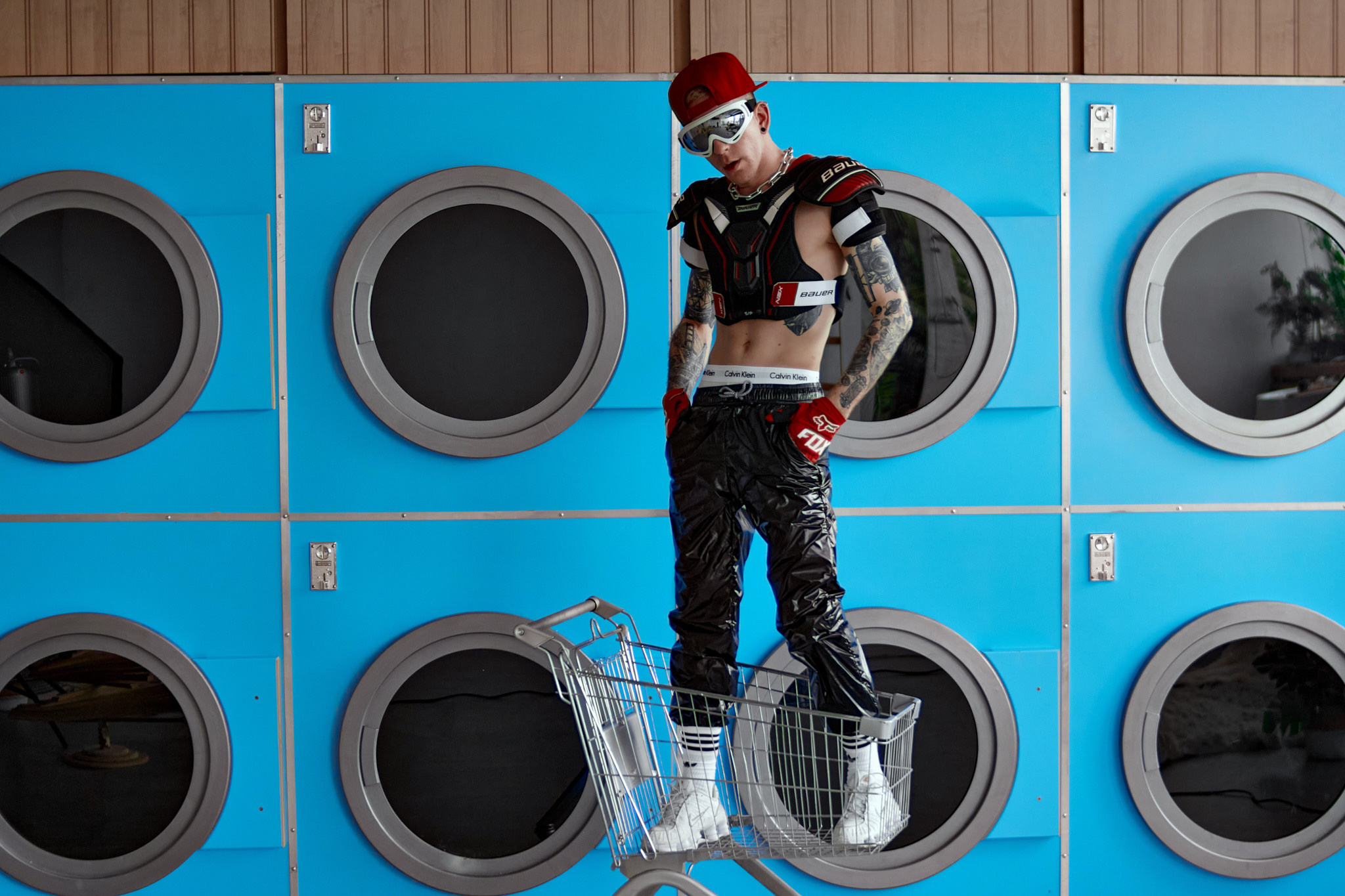 EUGENE x LAUNDRY. ANDY KIN Мужской и ню-фотограф в Москве