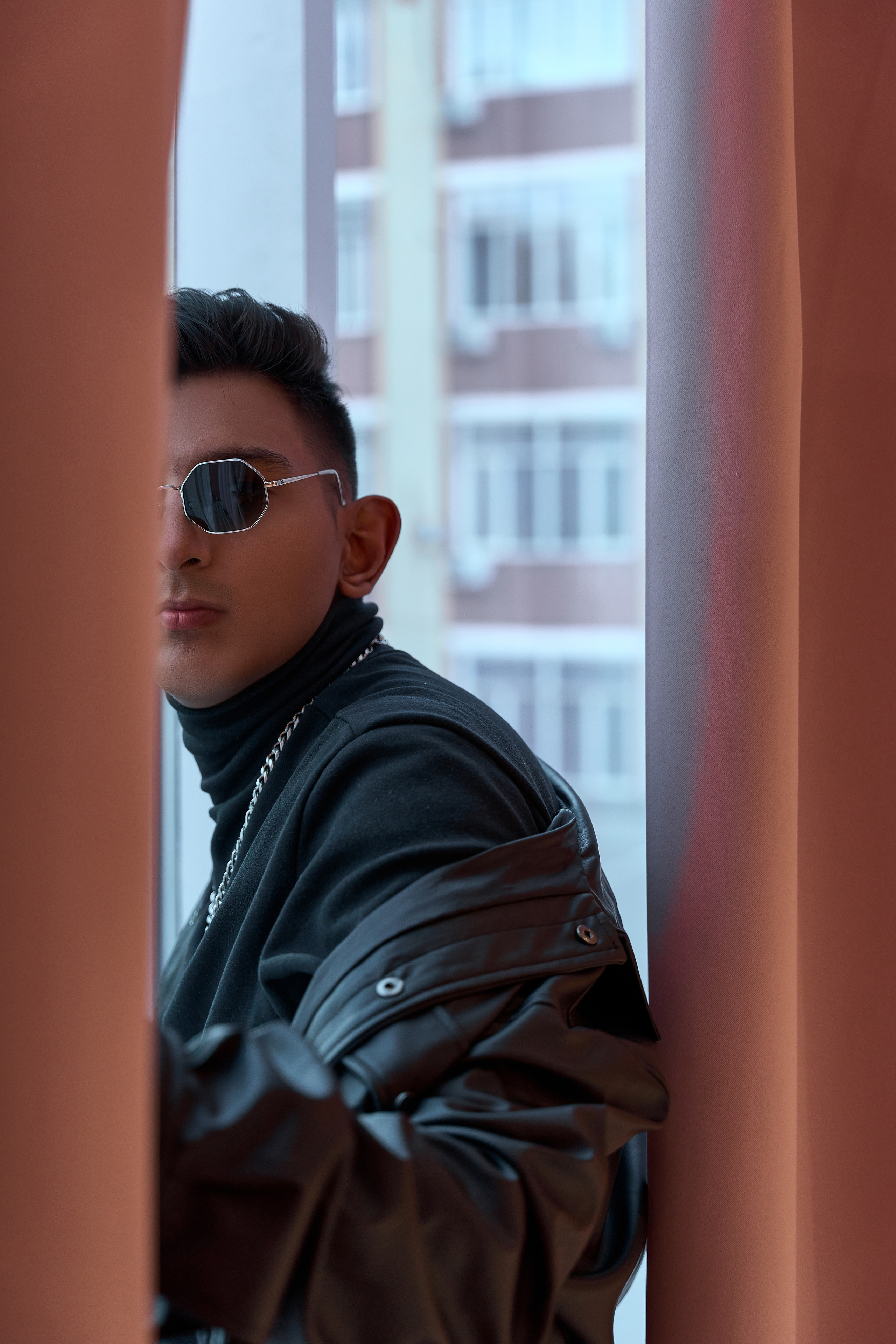 KOSTYAN x PINK LOFT. ANDY KIN Мужской и ню-фотограф в Москве