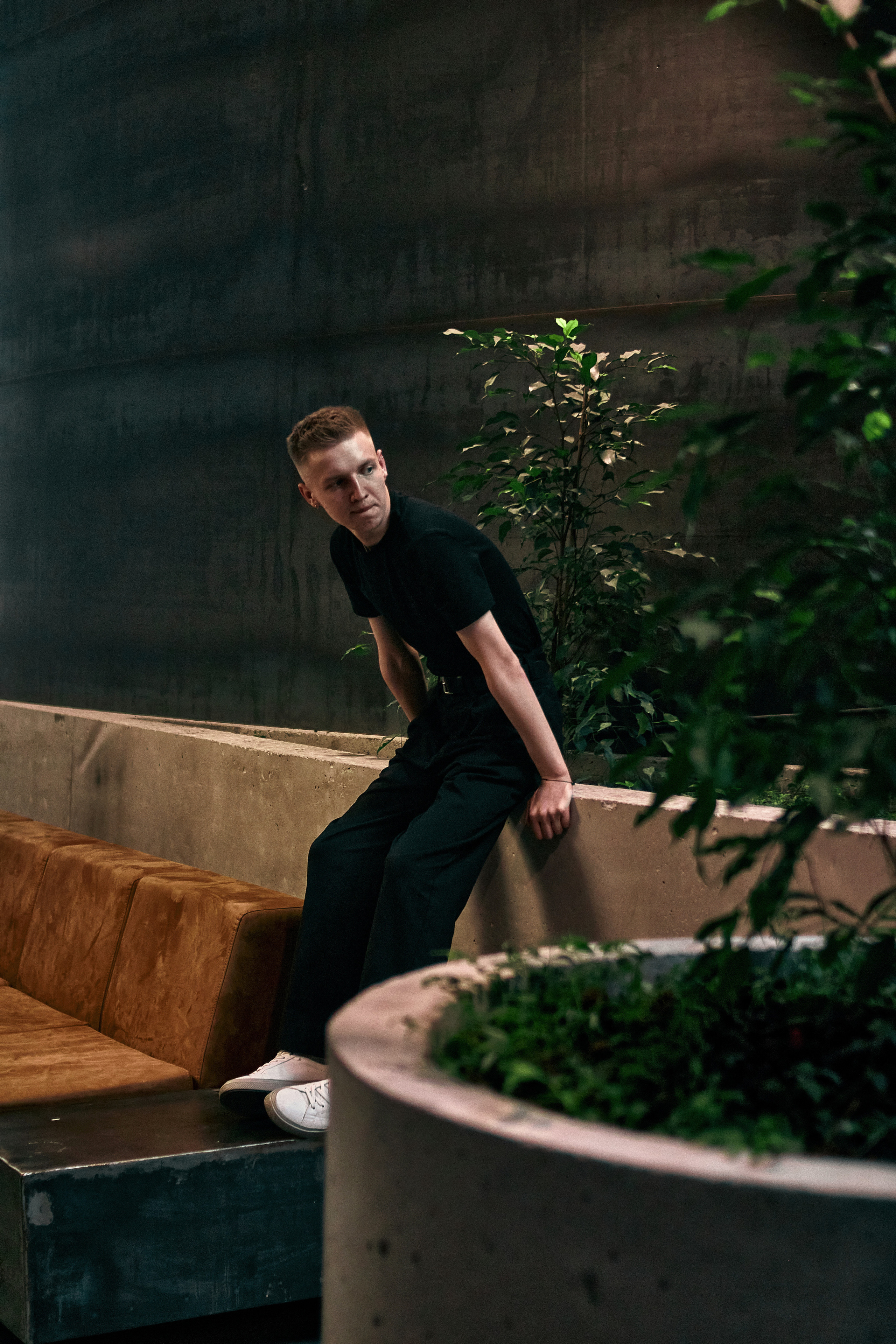 VALENTIN x SUPERMEALL. ANDY KIN Мужской и ню-фотограф в Москве