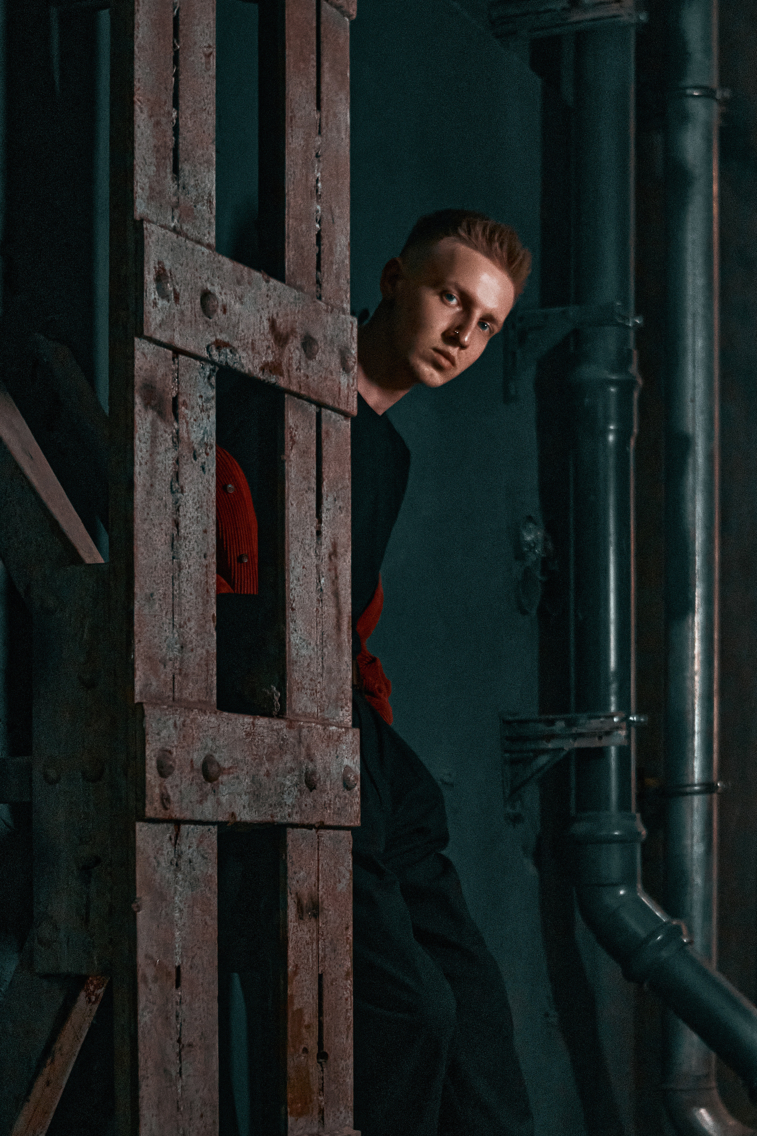 VALENTIN x SUPERMEALL. ANDY KIN Мужской и ню-фотограф в Москве