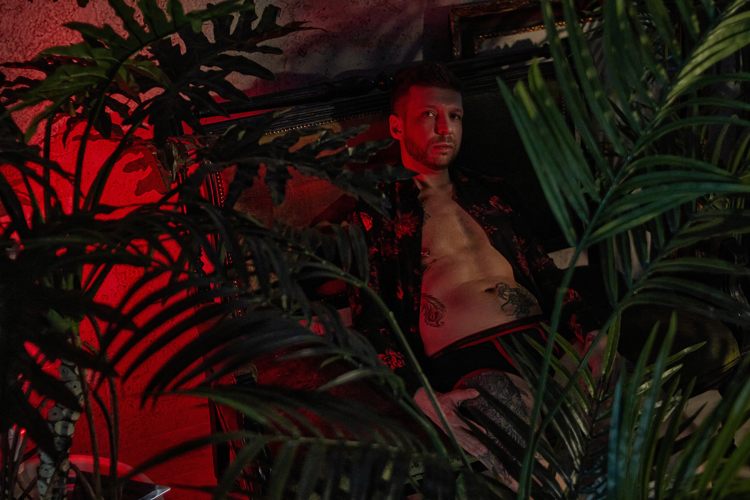 ALEJANDRO x GREENHOUSE. ANDY KIN Мужской и ню-фотограф в Москве