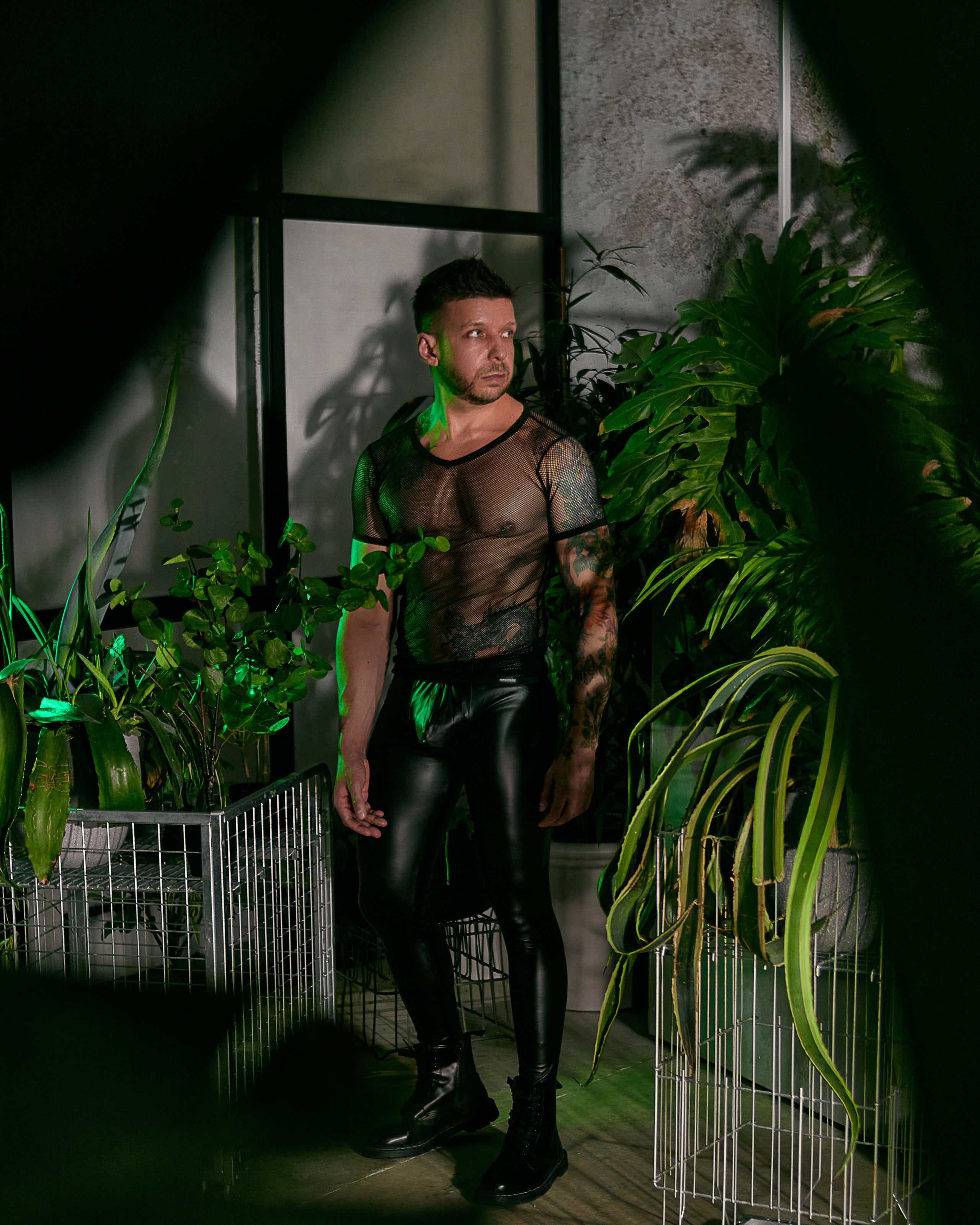 ALEJANDRO x GREENHOUSE. ANDY KIN Мужской и ню-фотограф в Москве