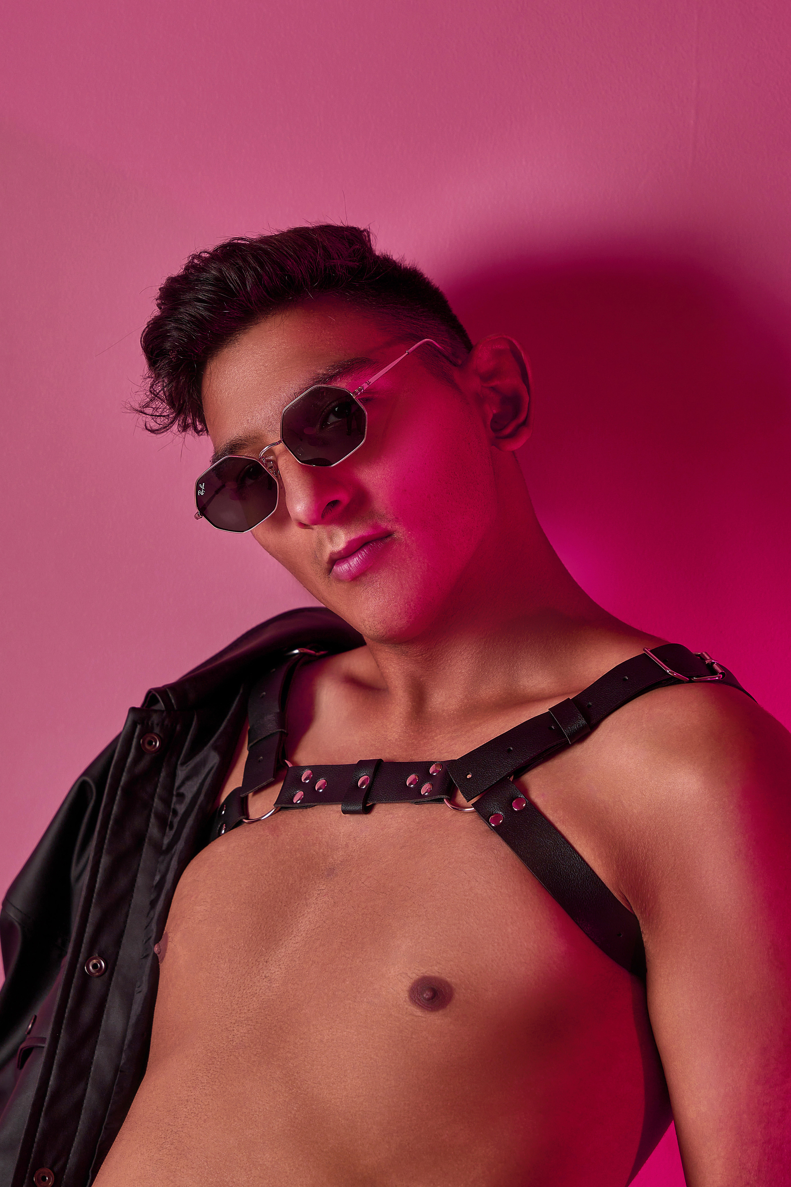 KOSTYAN x PINK LOFT. ANDY KIN Мужской и ню-фотограф в Москве