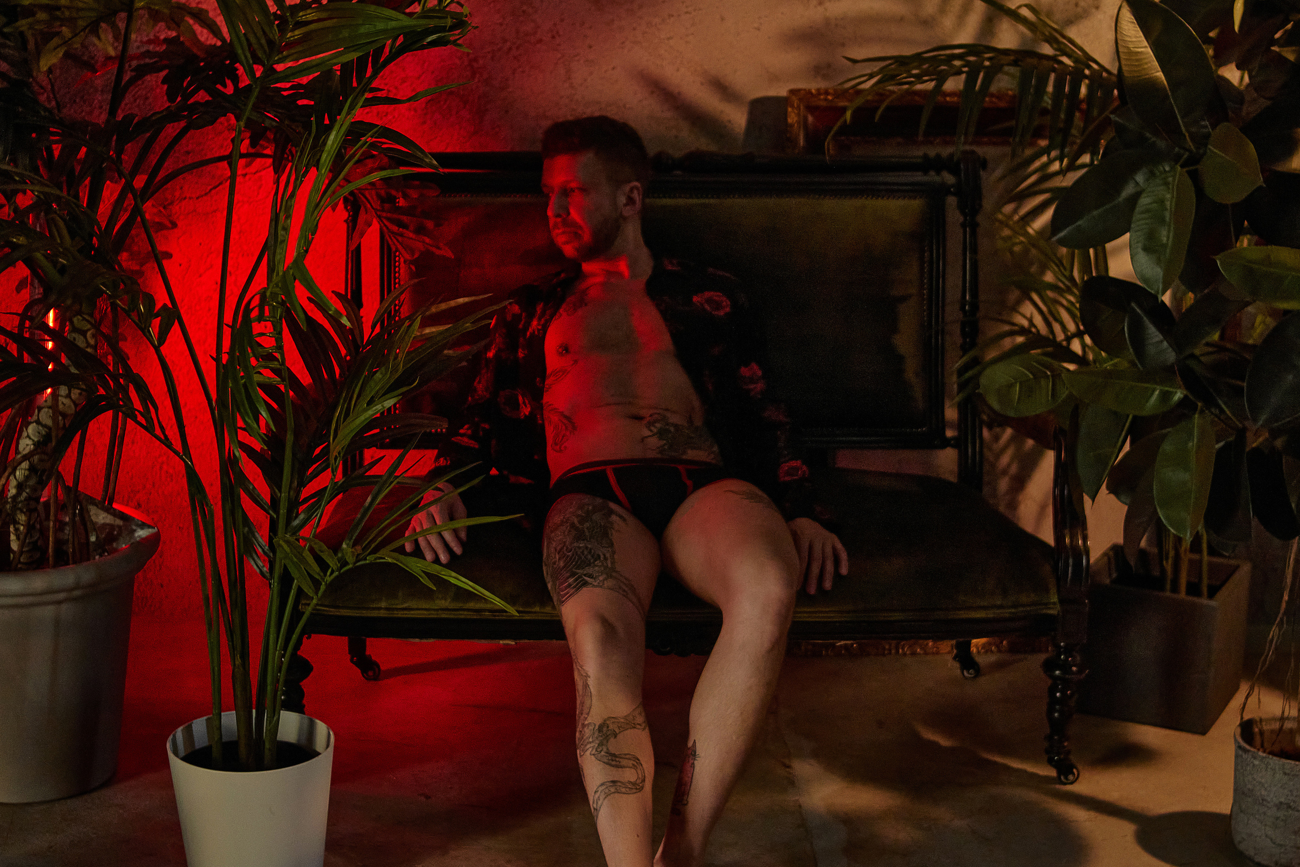 ALEJANDRO x GREENHOUSE. ANDY KIN Мужской и ню-фотограф в Москве