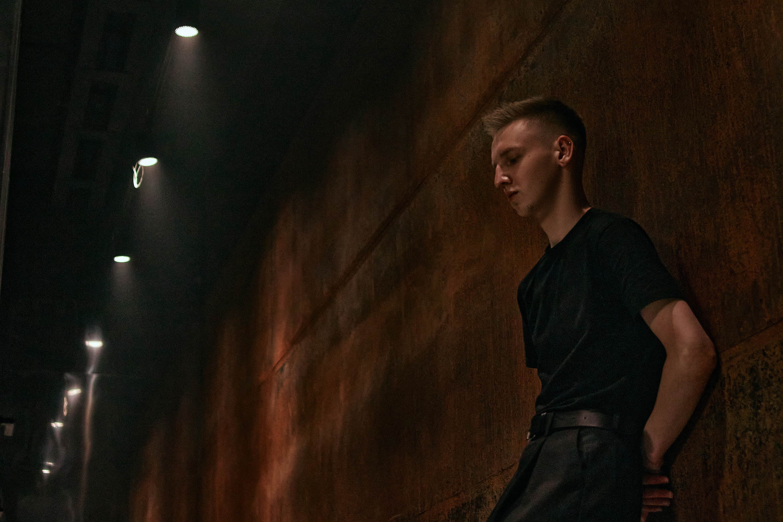 VALENTIN x SUPERMEALL. ANDY KIN Мужской и ню-фотограф в Москве