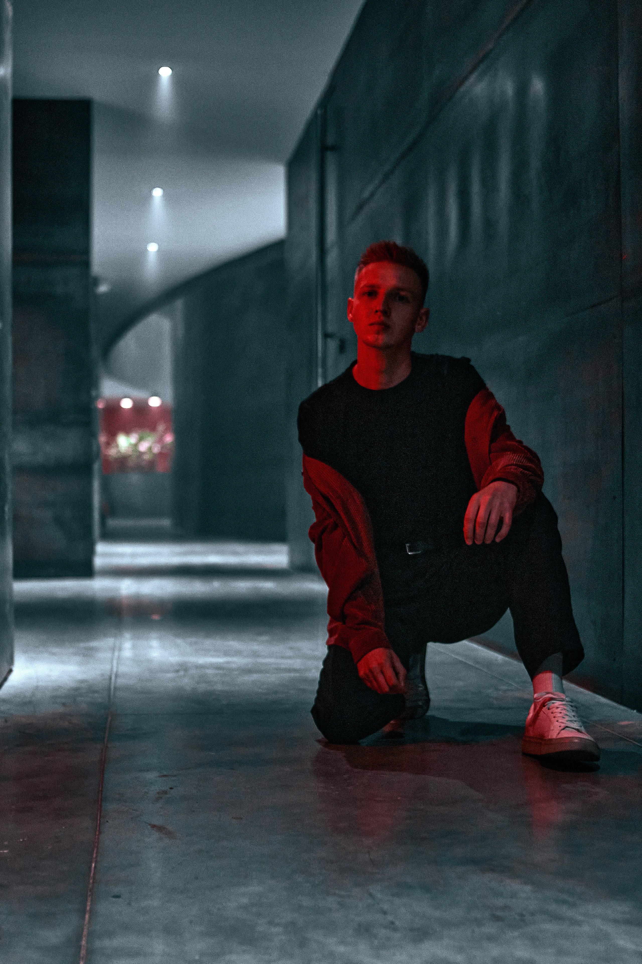 VALENTIN x SUPERMEALL. ANDY KIN Мужской и ню-фотограф в Москве