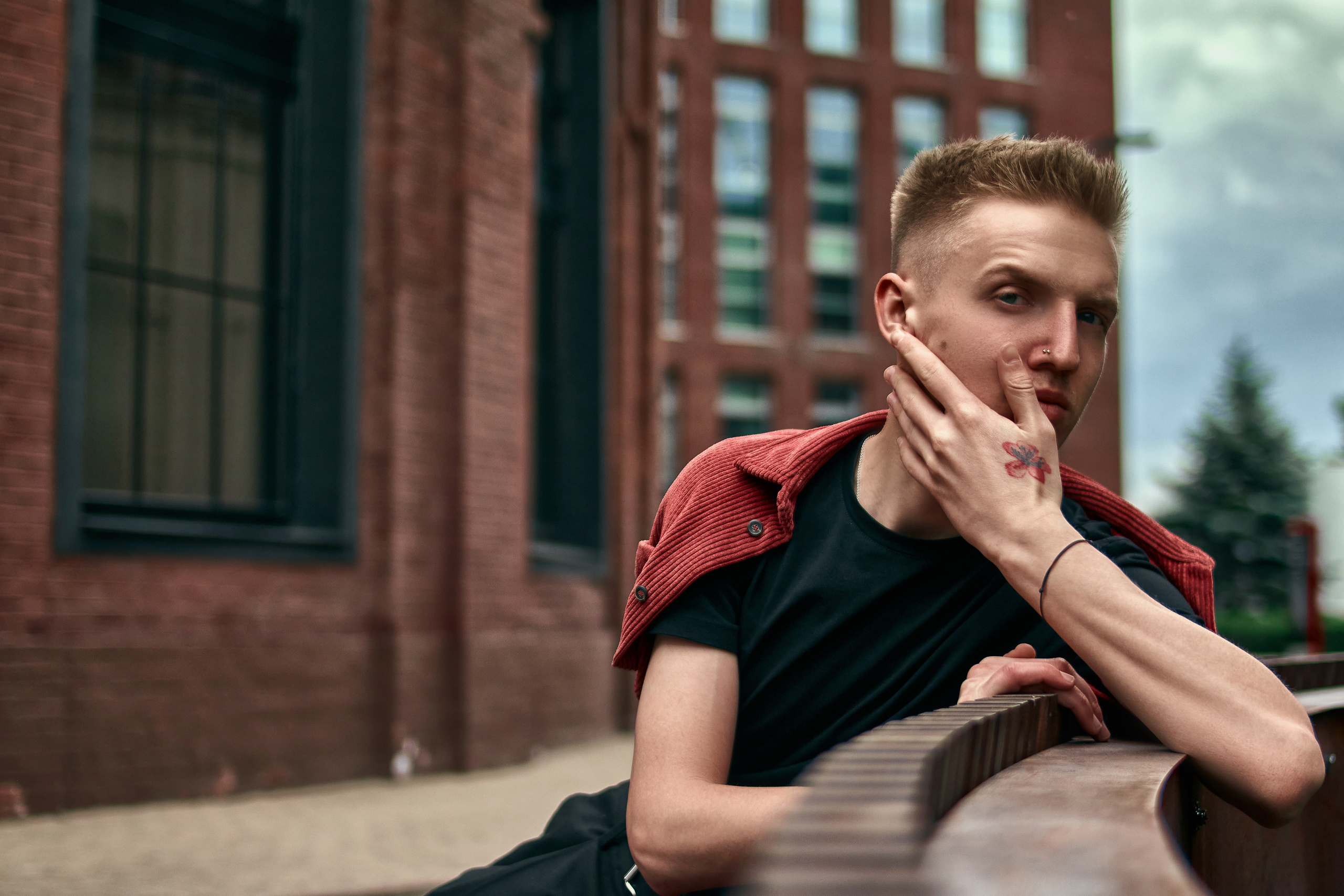 VALENTIN x SUPERMEALL. ANDY KIN Мужской и ню-фотограф в Москве