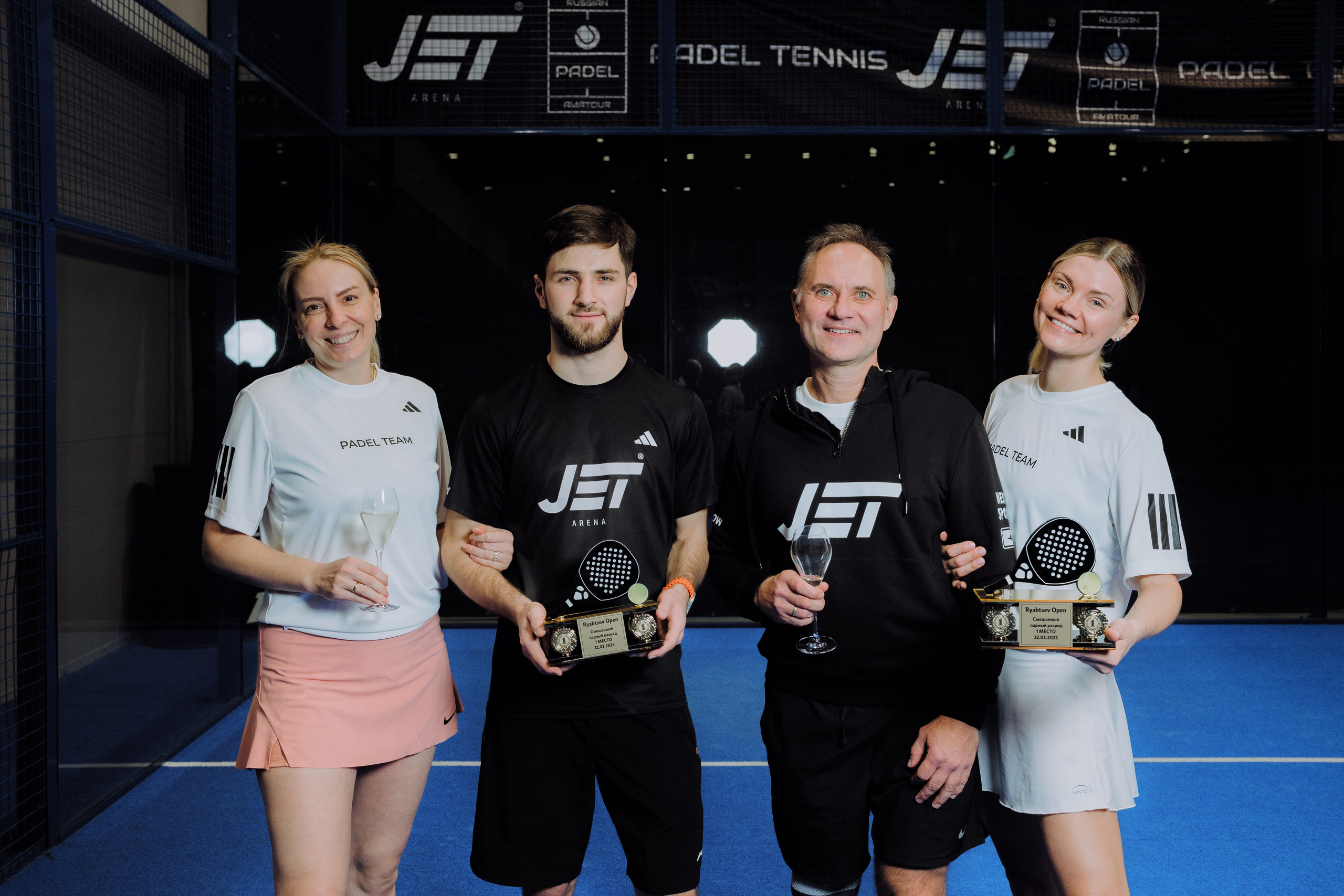 День Рождения. АНДРЕЙ ШИРКАЛИН РЕПОРТАЖНЫЙ ФОТОГРАФ МОСКВА НА КОРПОРАТИВ, ДЕНЬ РОЖДЕНИЯ, БАНКЕТ, КОНФЕРЕНЦИЮ, ТИМБИЛДИНГ