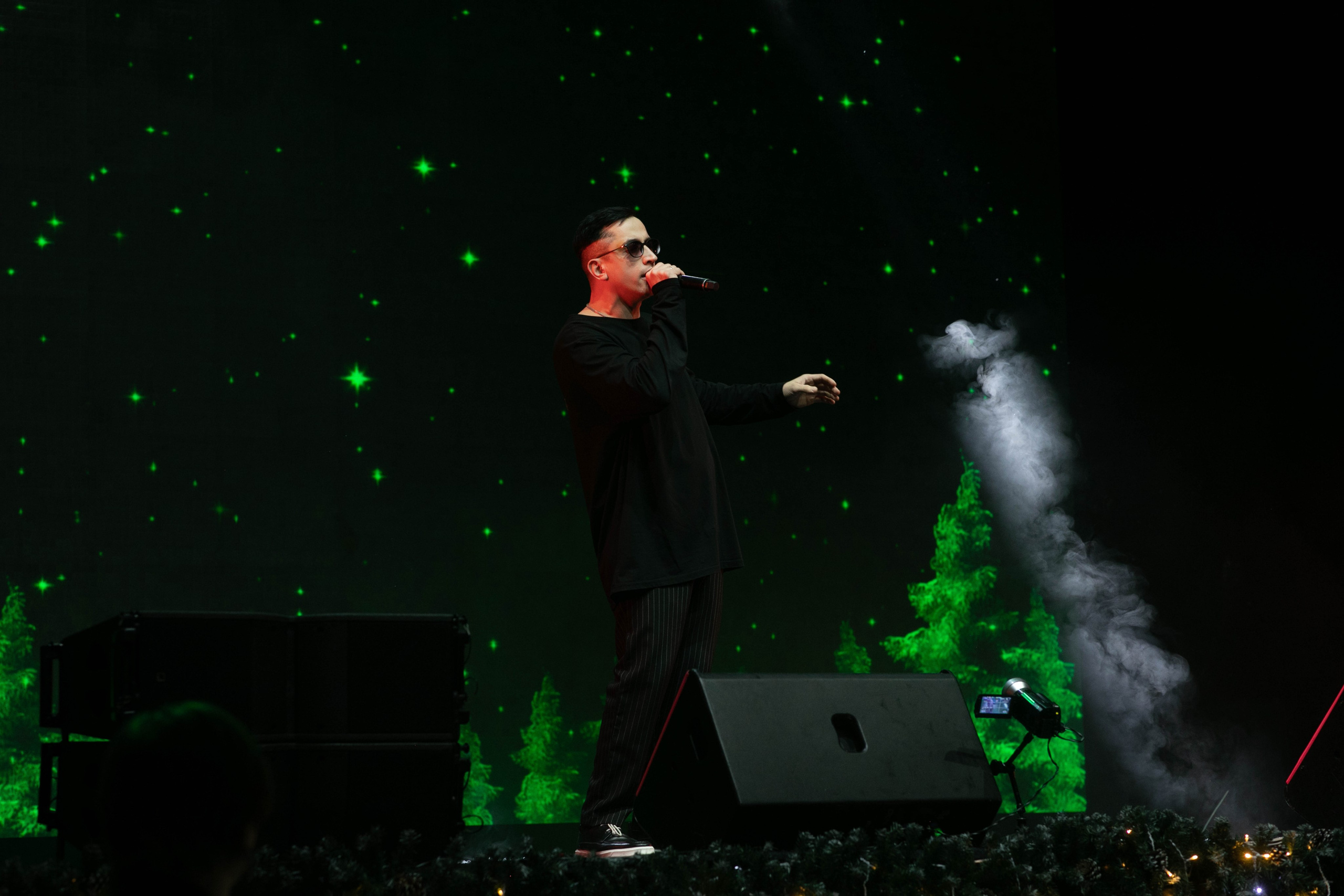 ММTV новый год 2024. Art photographer Nino