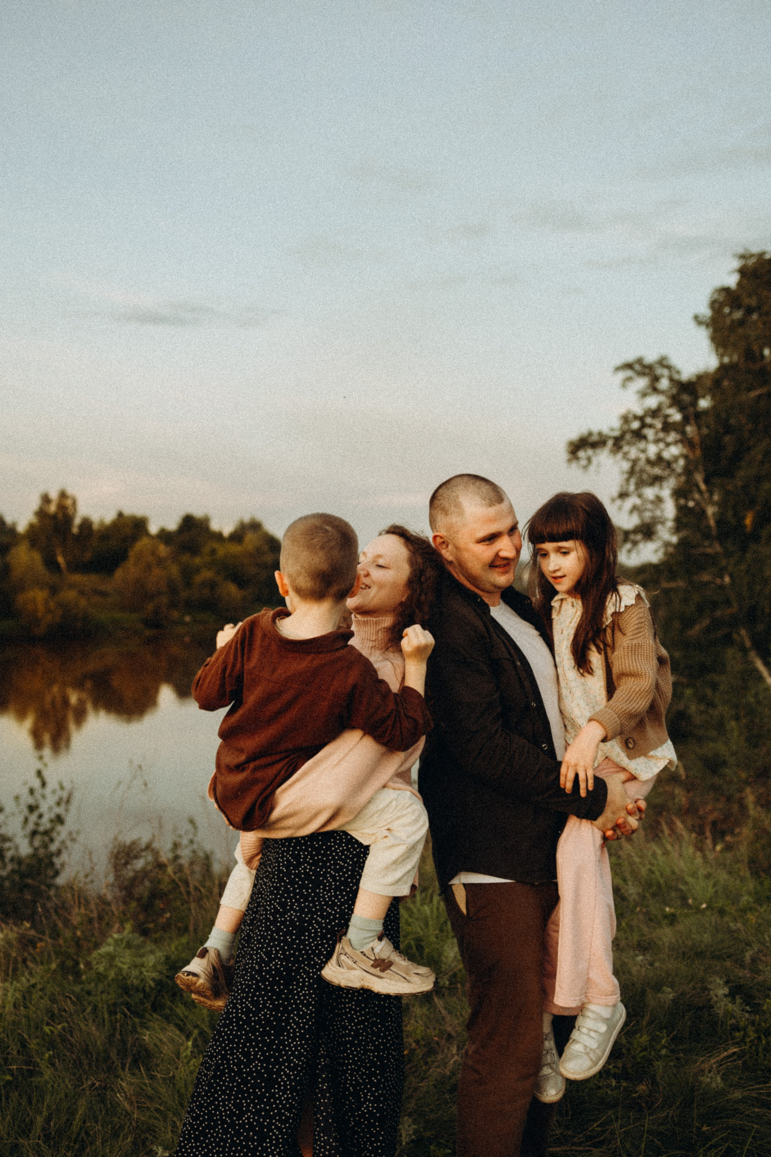 В лучах заката. Lifestyle семейный и детский фотограф в Омске Иванова Екатерина