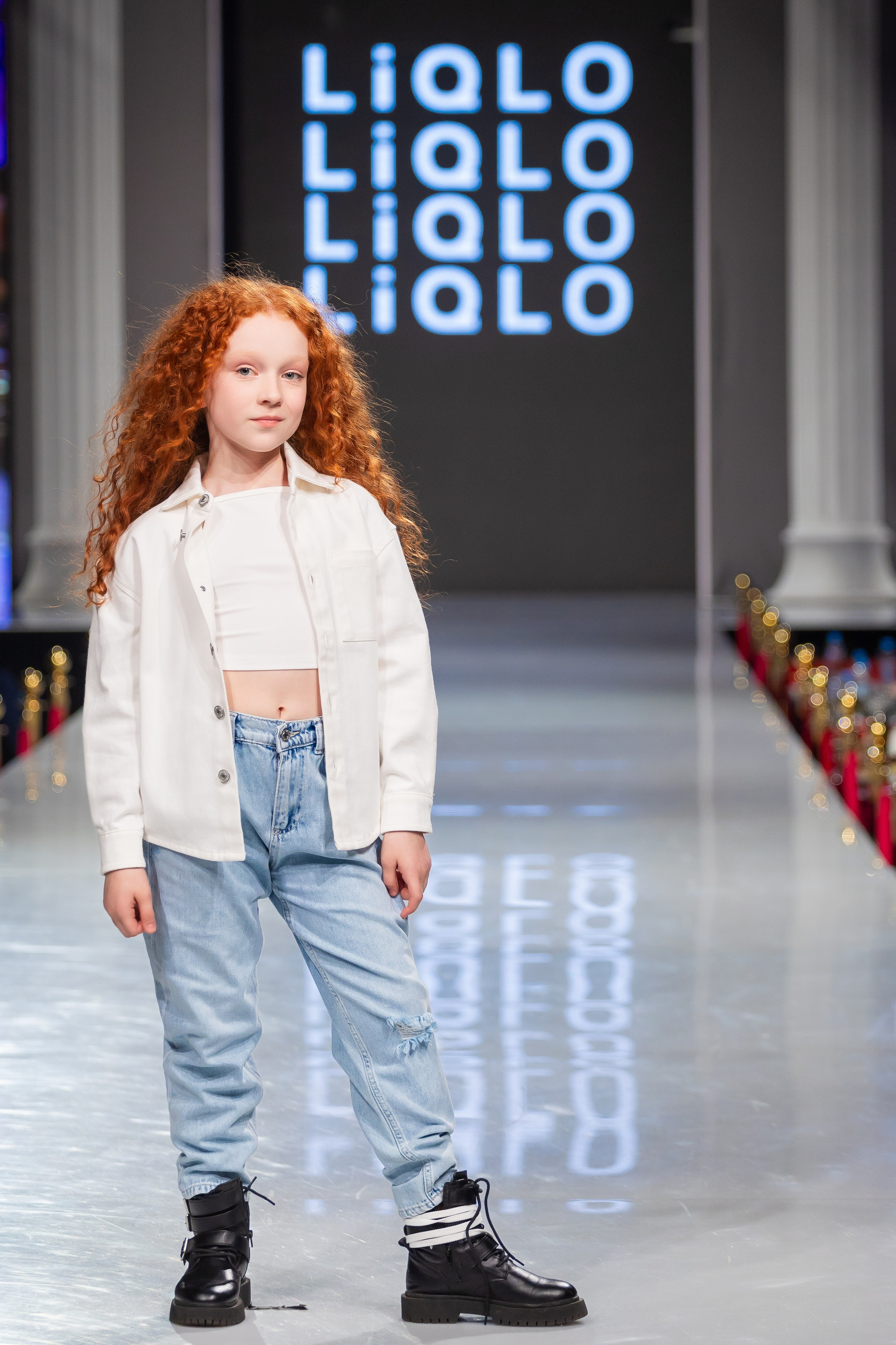 Estet Fashion Week. Photomantis