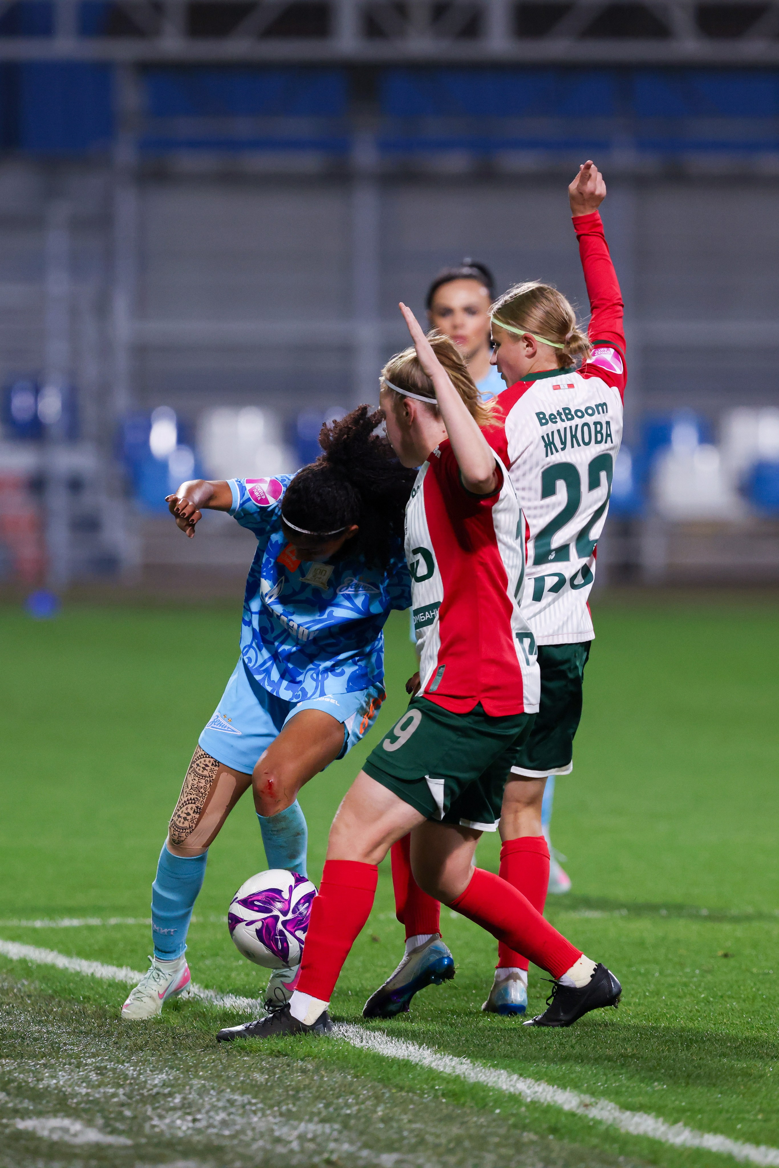 ЖФК «Зенит» — ЖФК «Локомотив» Москва Winline Кубок России 13.09.2025. Спортивный и репортажный фотограф Антон Тереханов