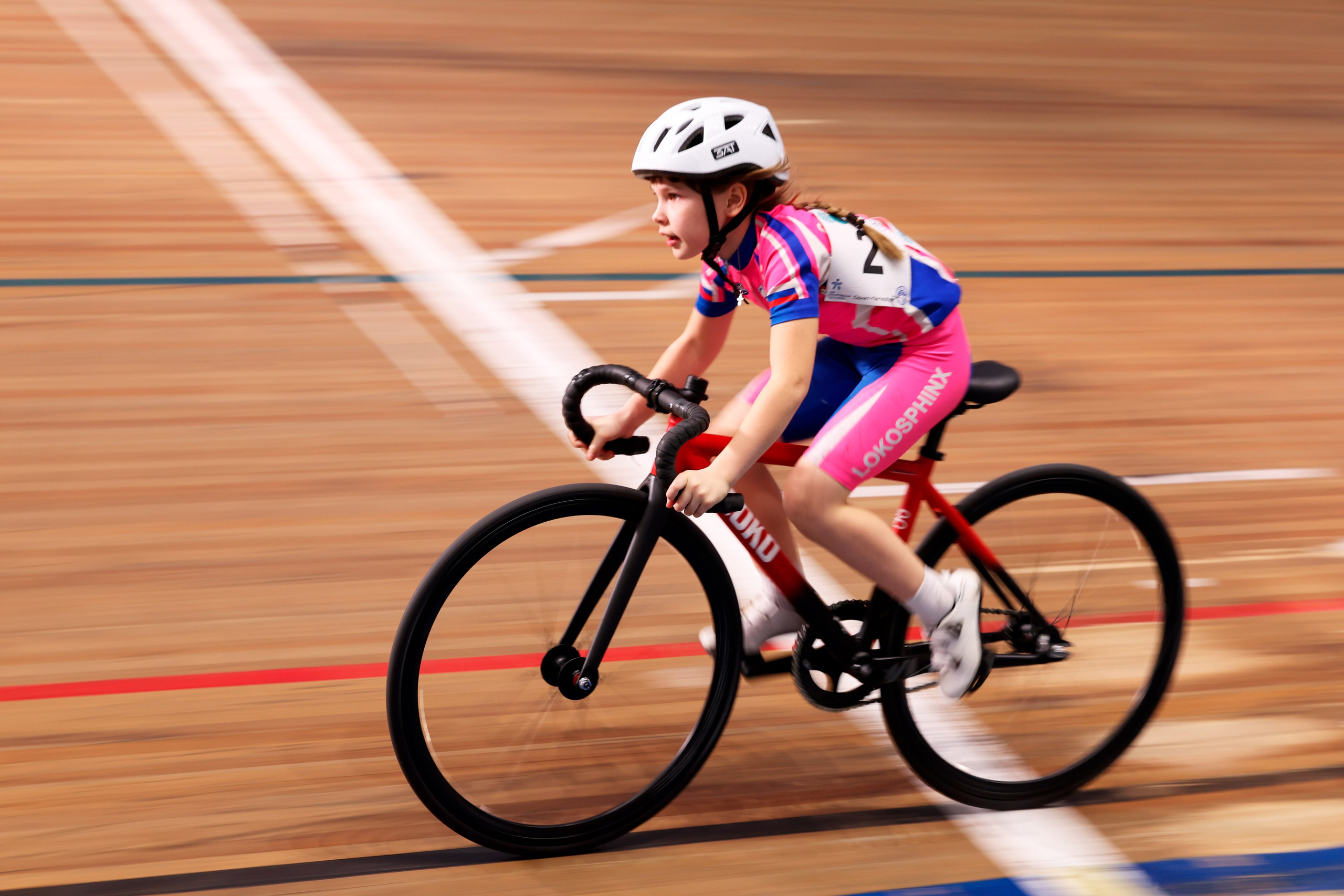 Пятый этап Региональных соревнований по велоспорту на треке (Гит, Скретч) 15.03.2025. Спортивный и репортажный фотограф Антон Тереханов