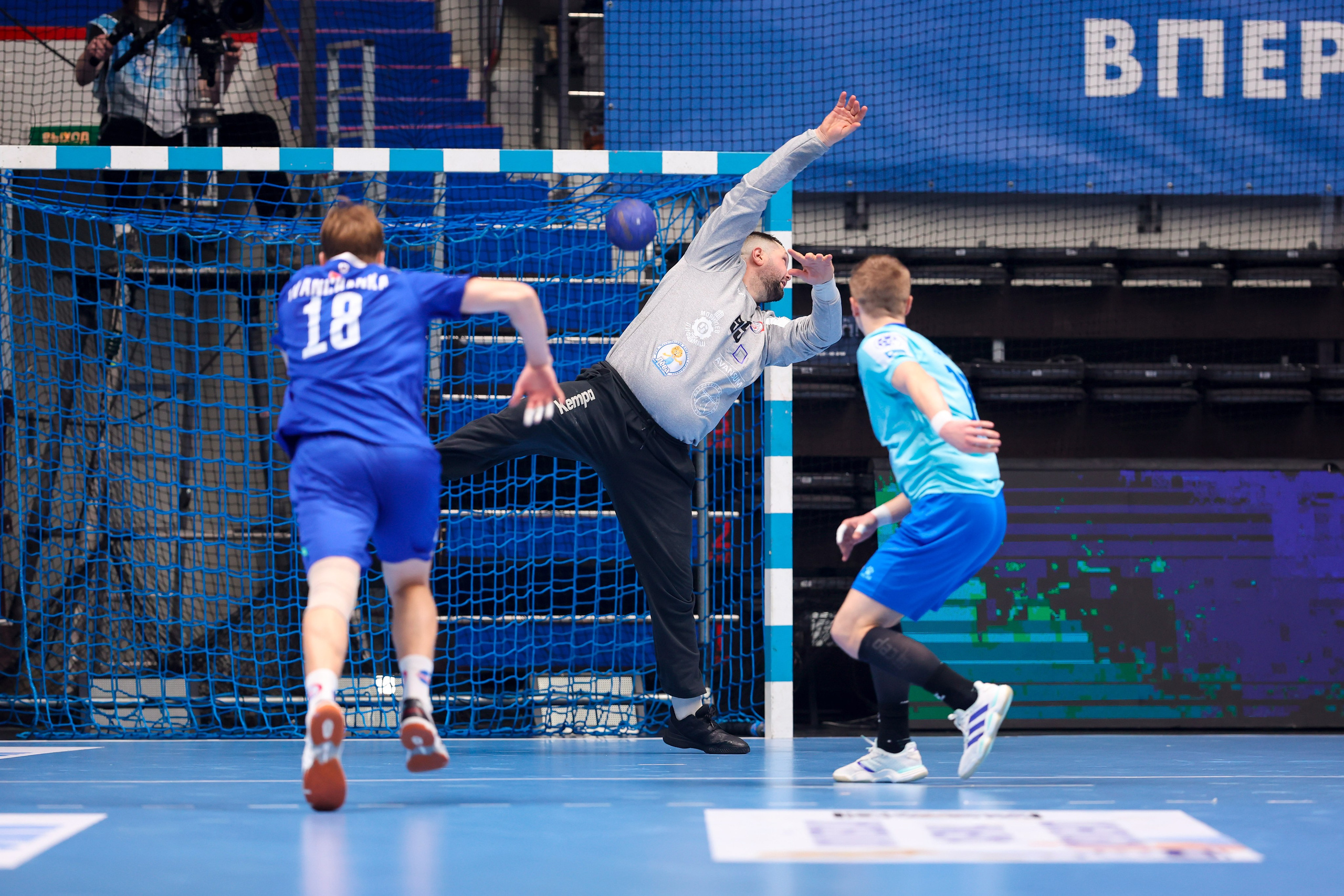 ГК «Зенит» — ГК «Машека» 09.03.2025. Спортивный и репортажный фотограф Антон Тереханов