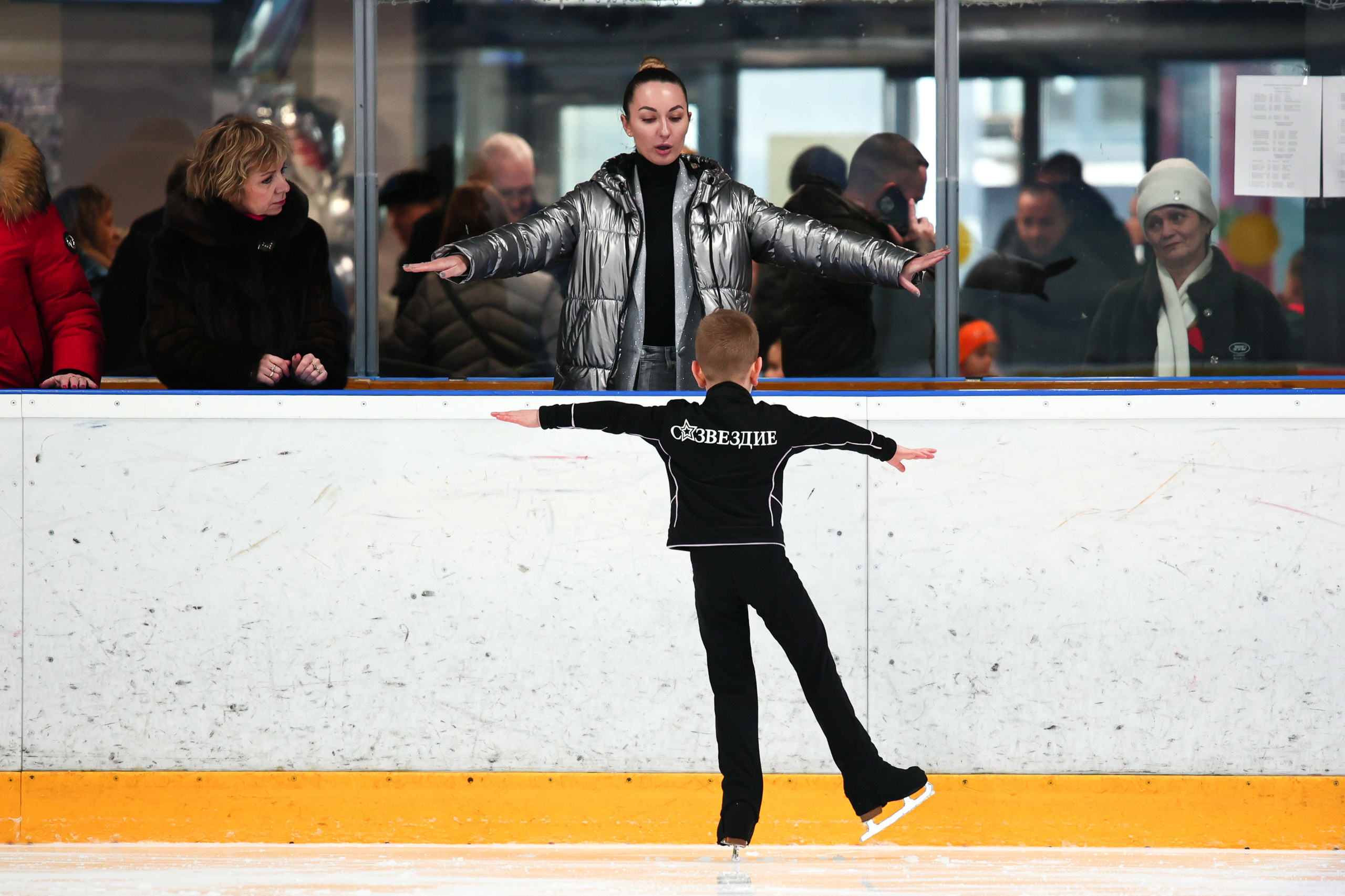 Russian figure skating photographer from Saint-Petersburg