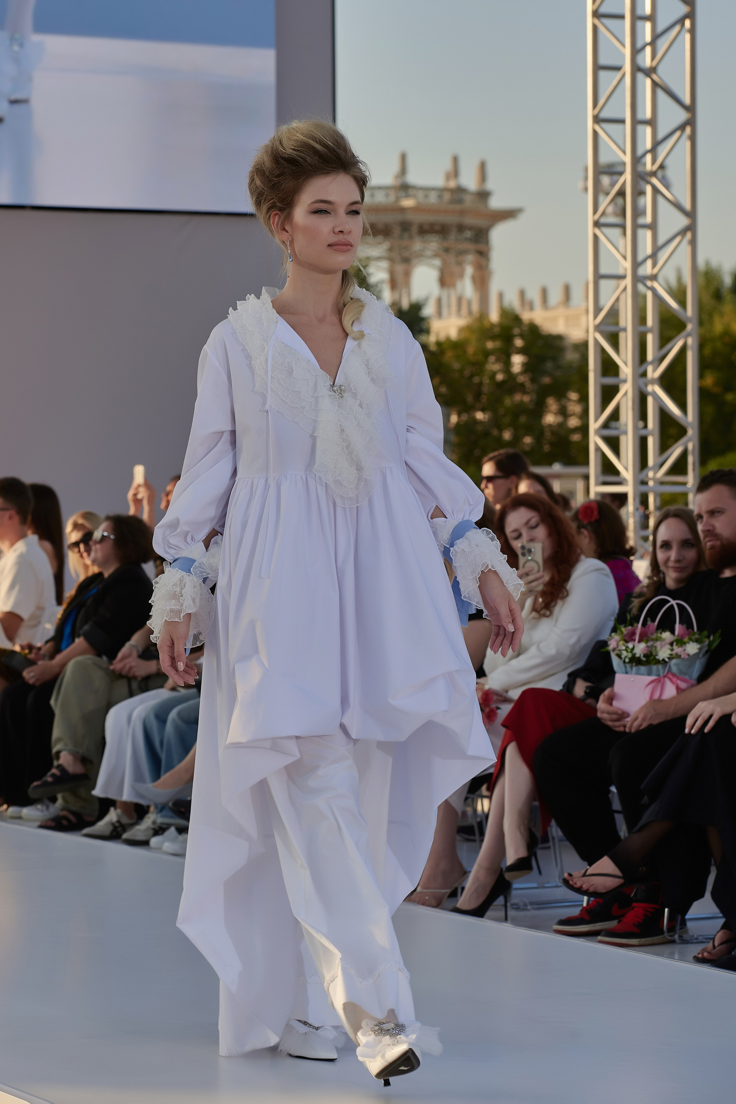 Показ ALENA COJOCARU MFW2025. Наталия Дианова — фотограф для брендов и экспертов в Москве