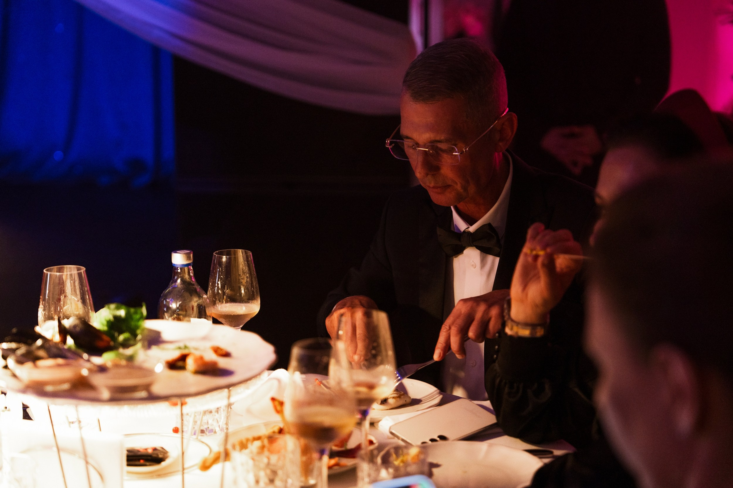 12 сентября (пятница) Премьера шоу-программы «Русские сезоны». BENUAR Restaurant