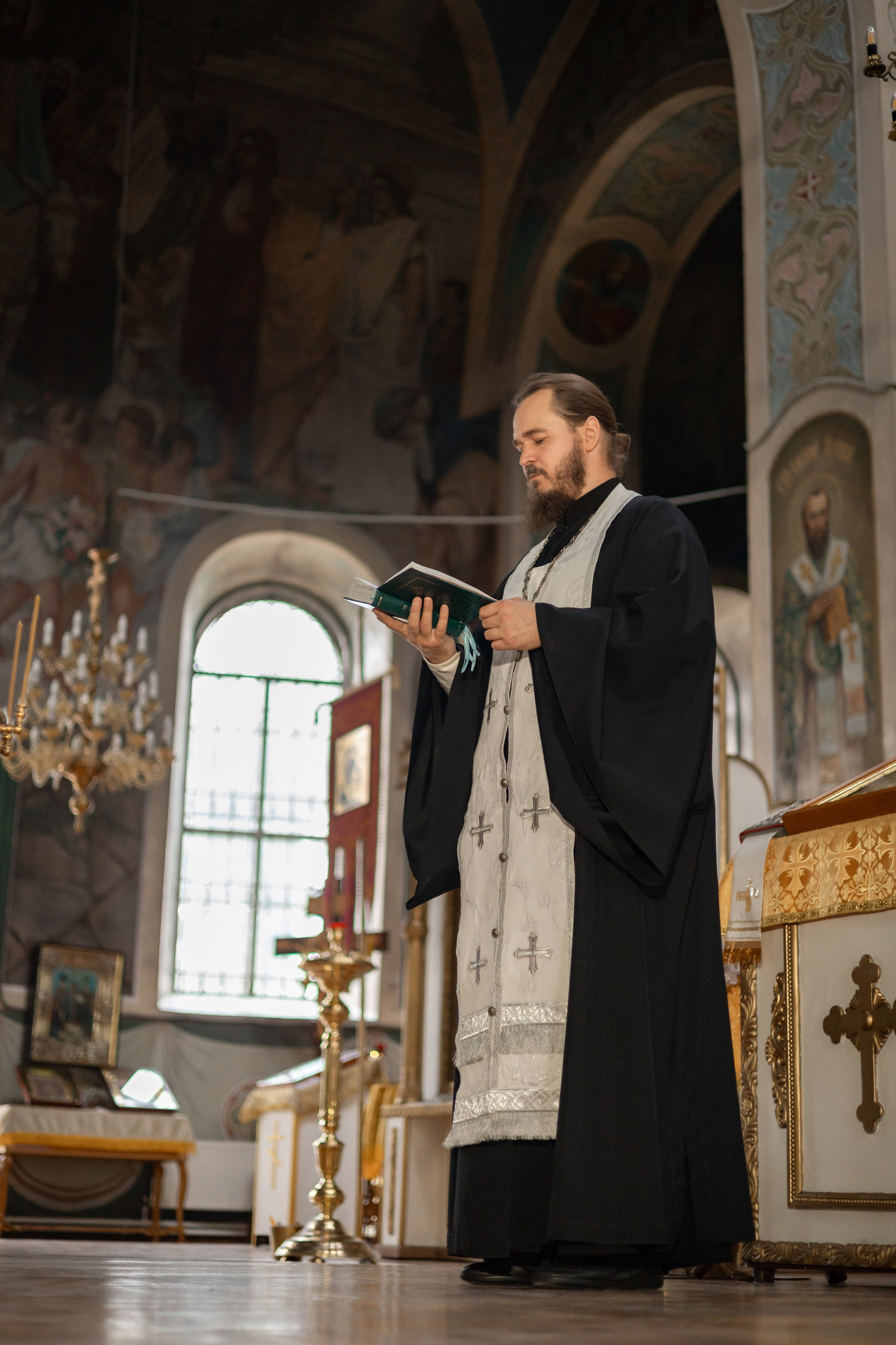 Крещение в храме Ростовская область. Фотограф Наталья Матвеева