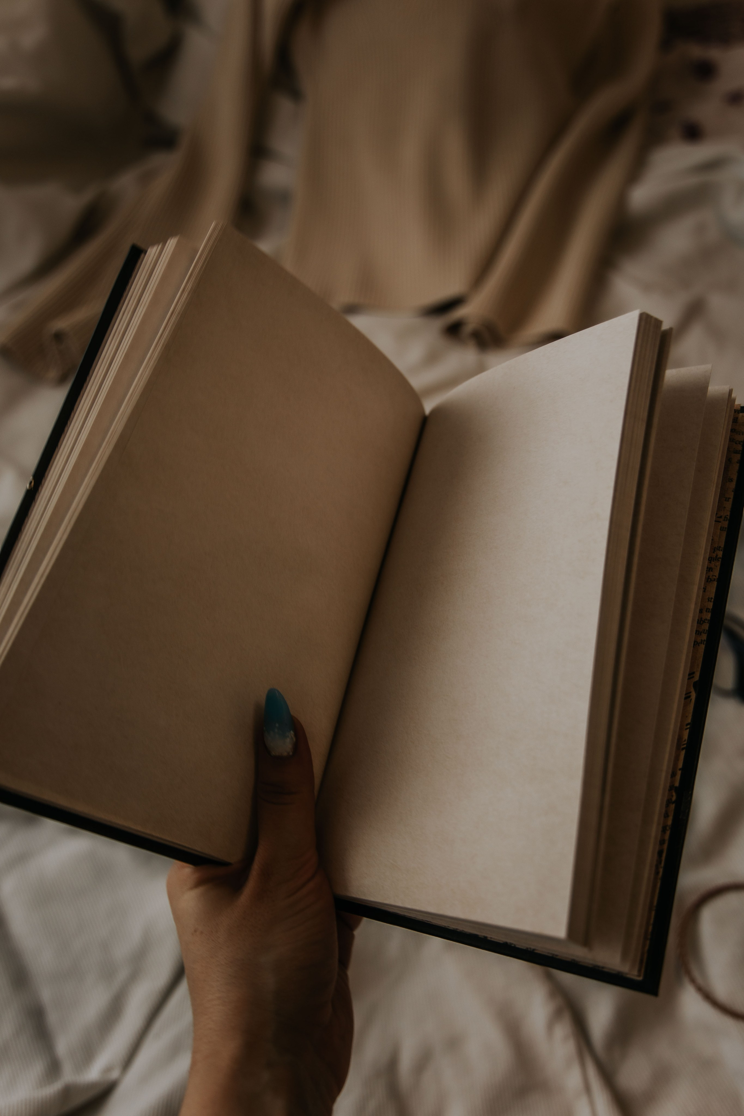 Реквизит прокат реквизита для фотосессий в Жуковском посуточно аренда посуточно. Одежда , аксессуары, костюмы. Фотограф для маркетплейсов, фотоуслуги в Жуковском Татьяна Марсуверских