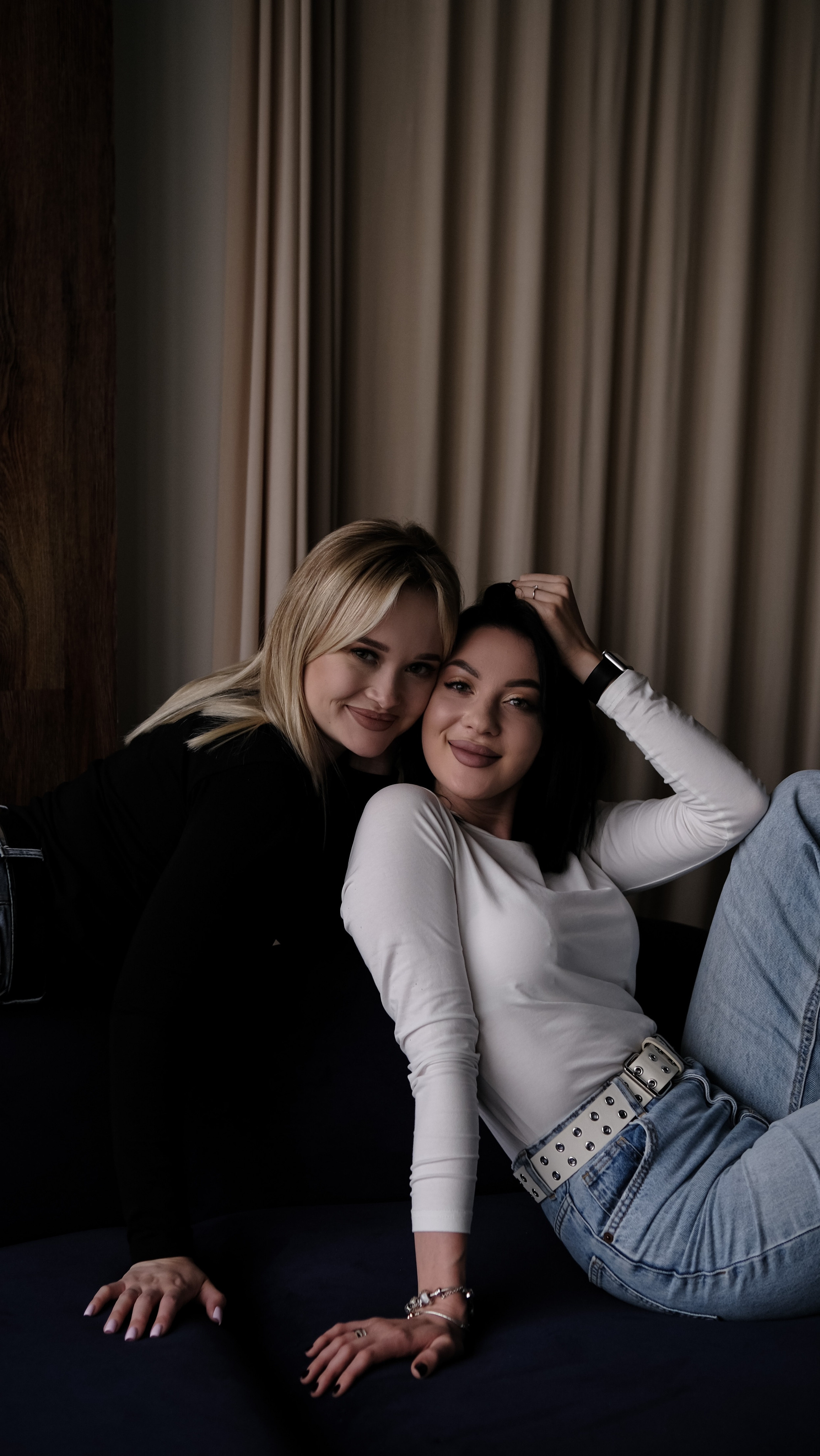 Лия и Юля. Главная