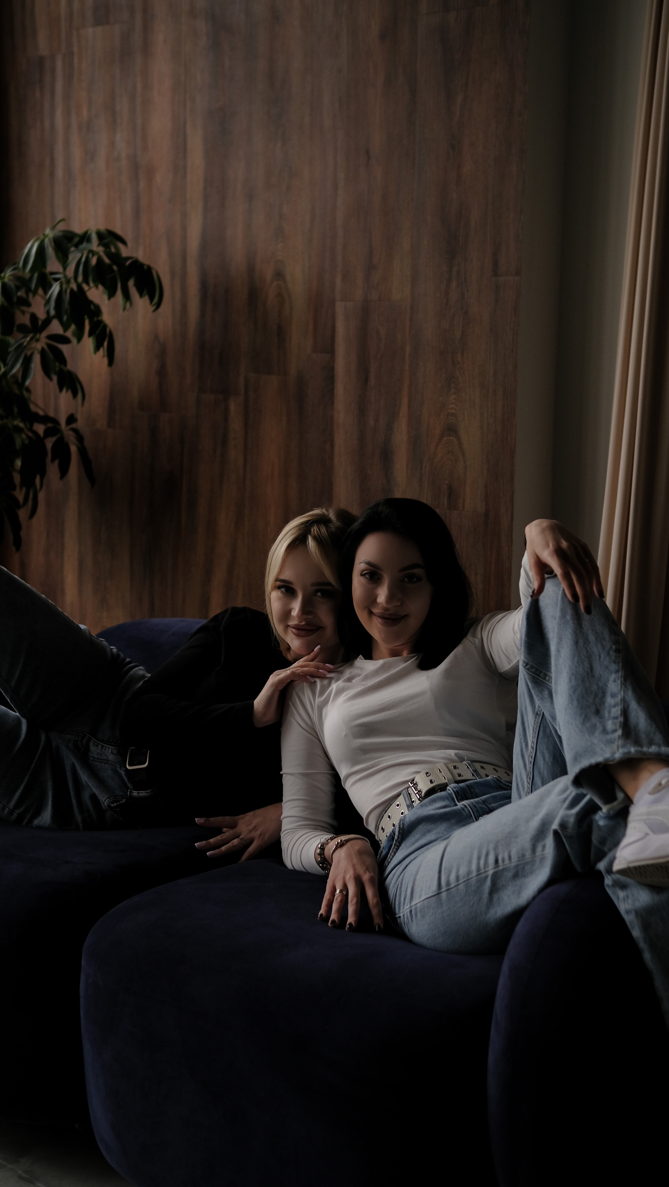 Лия и Юля. Главная