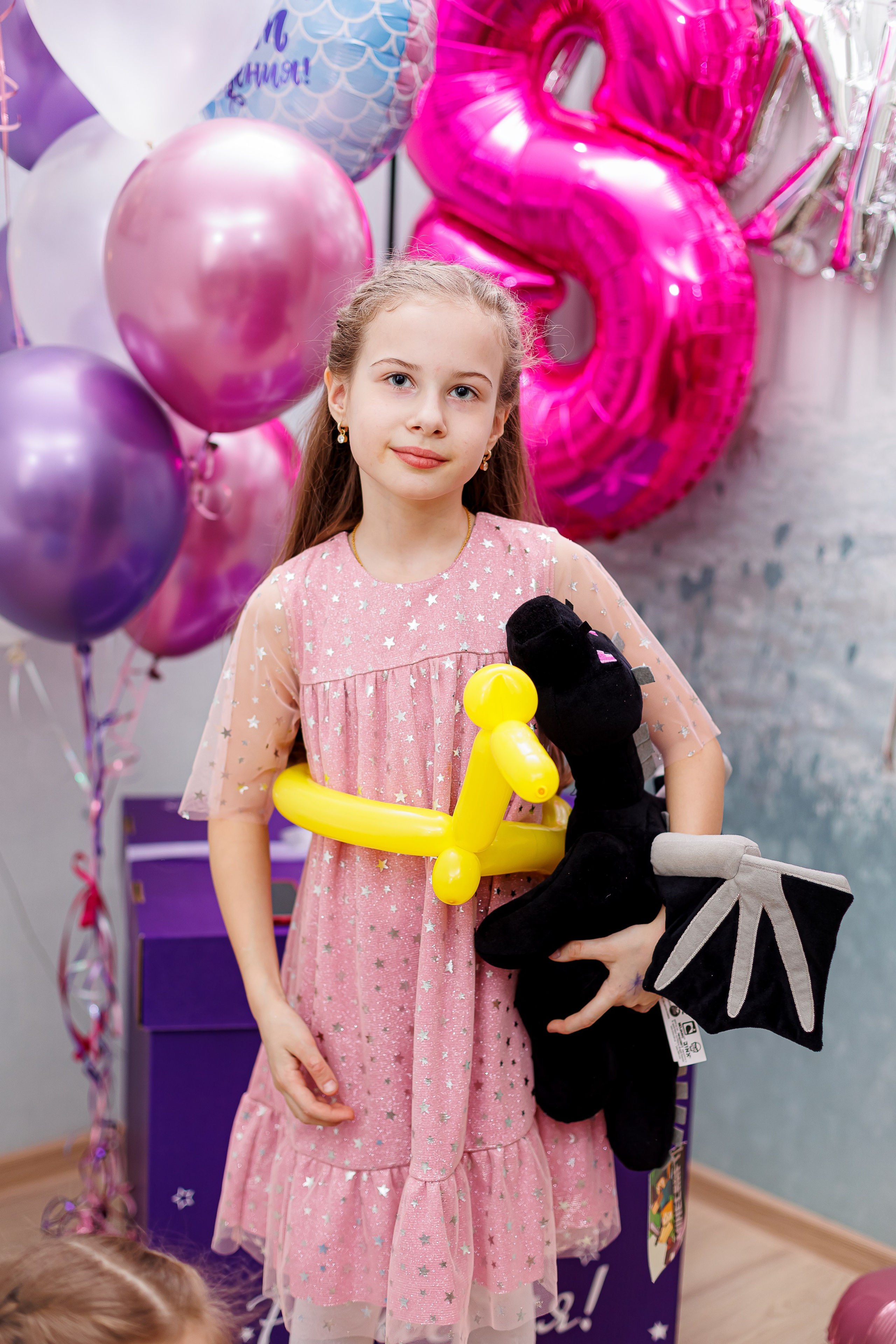 День рождения Вики. Съёмка дома. Семейный и детский фотограф Комина Елена, Власиха, Одинцово