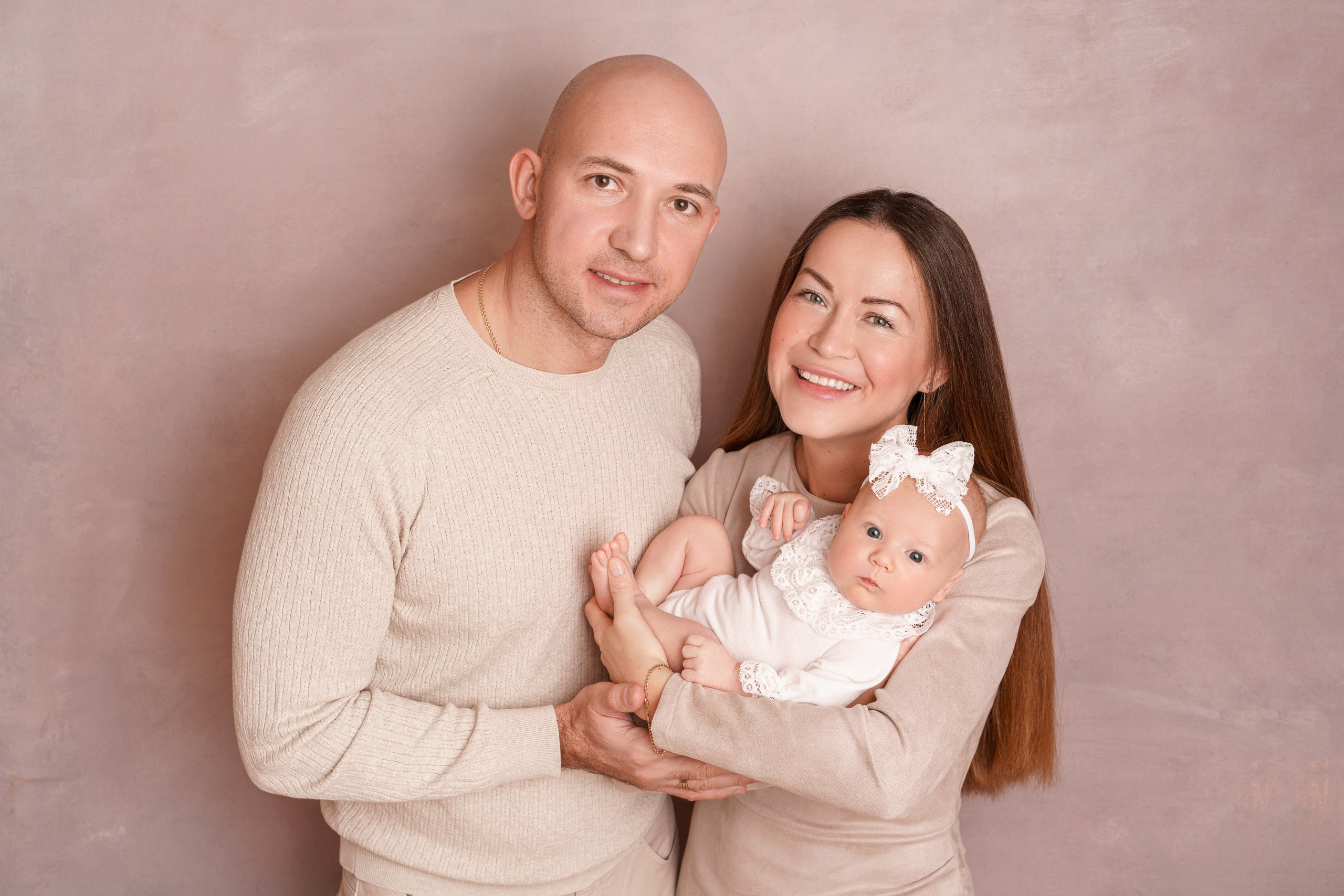 Семейные фотосессии с новорожденными | Трогательные кадры малышей и их близких в Москве и МО. Фотосессия новорожденных в Москве и Московской области | Профессиональный фотограф newborn — Татьяна Иванова