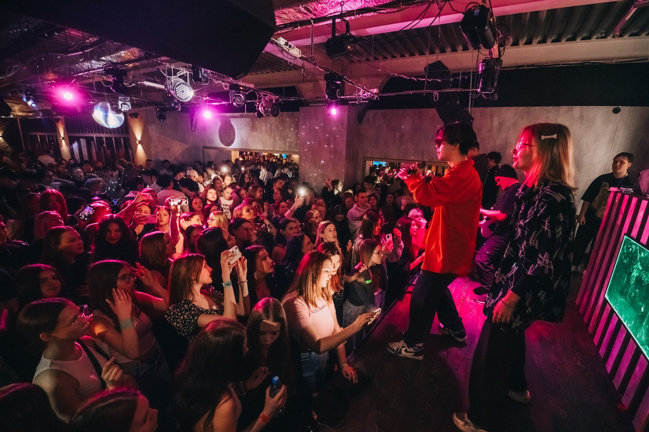 8 MARCH WOMENS DAY PARTY. Фотограф в Кемерово Владислав Шульц