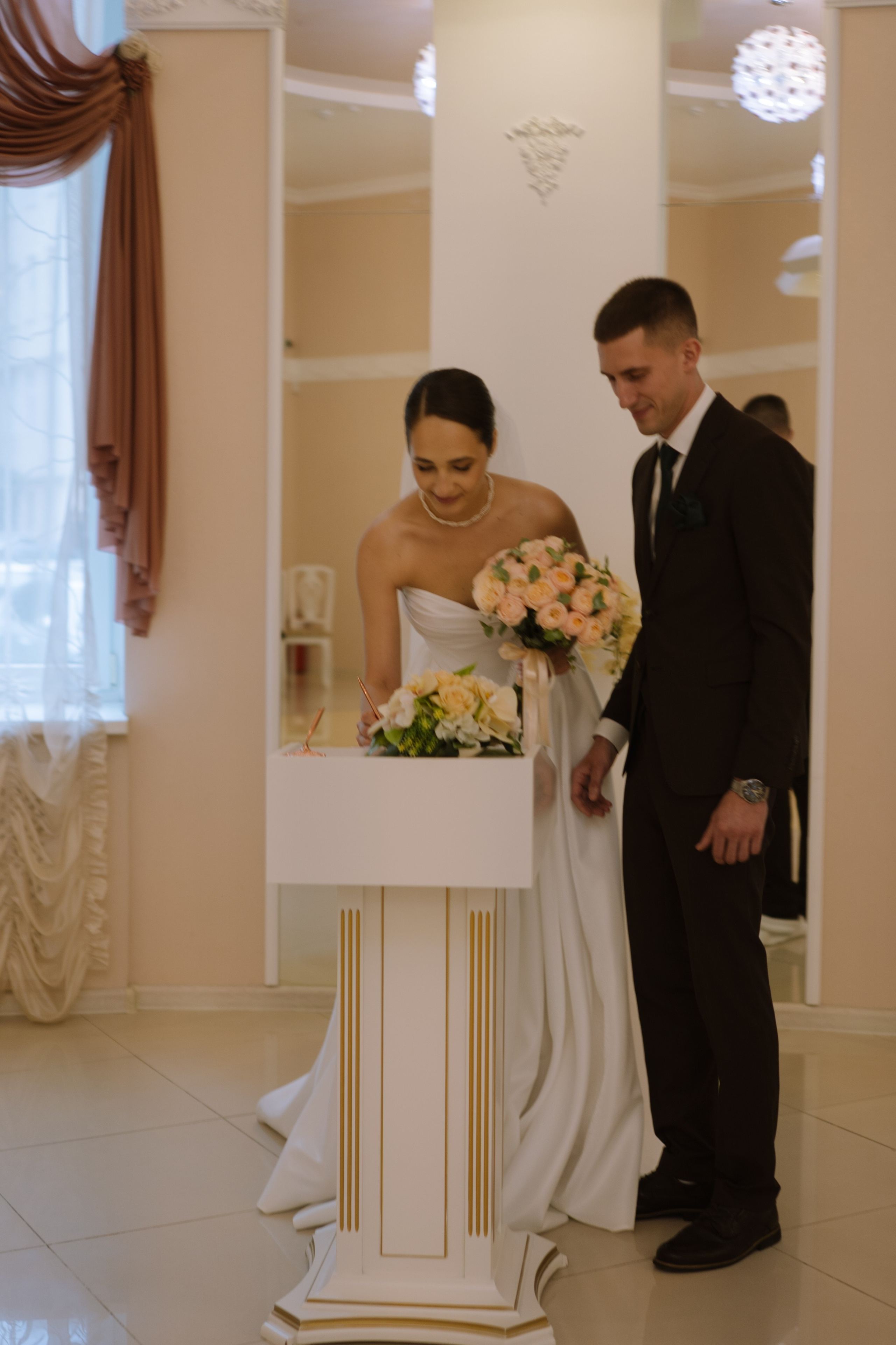 РЕПОРТАЖНАЯ СЬЕМКА В ЗАГСЕ. Профессиональный фотограф, Санкт-Петербург — Виктория Богомолова